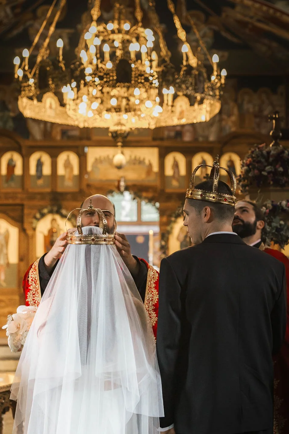 soe-orthodox-wedding-crown-ceremony-3194.jpg