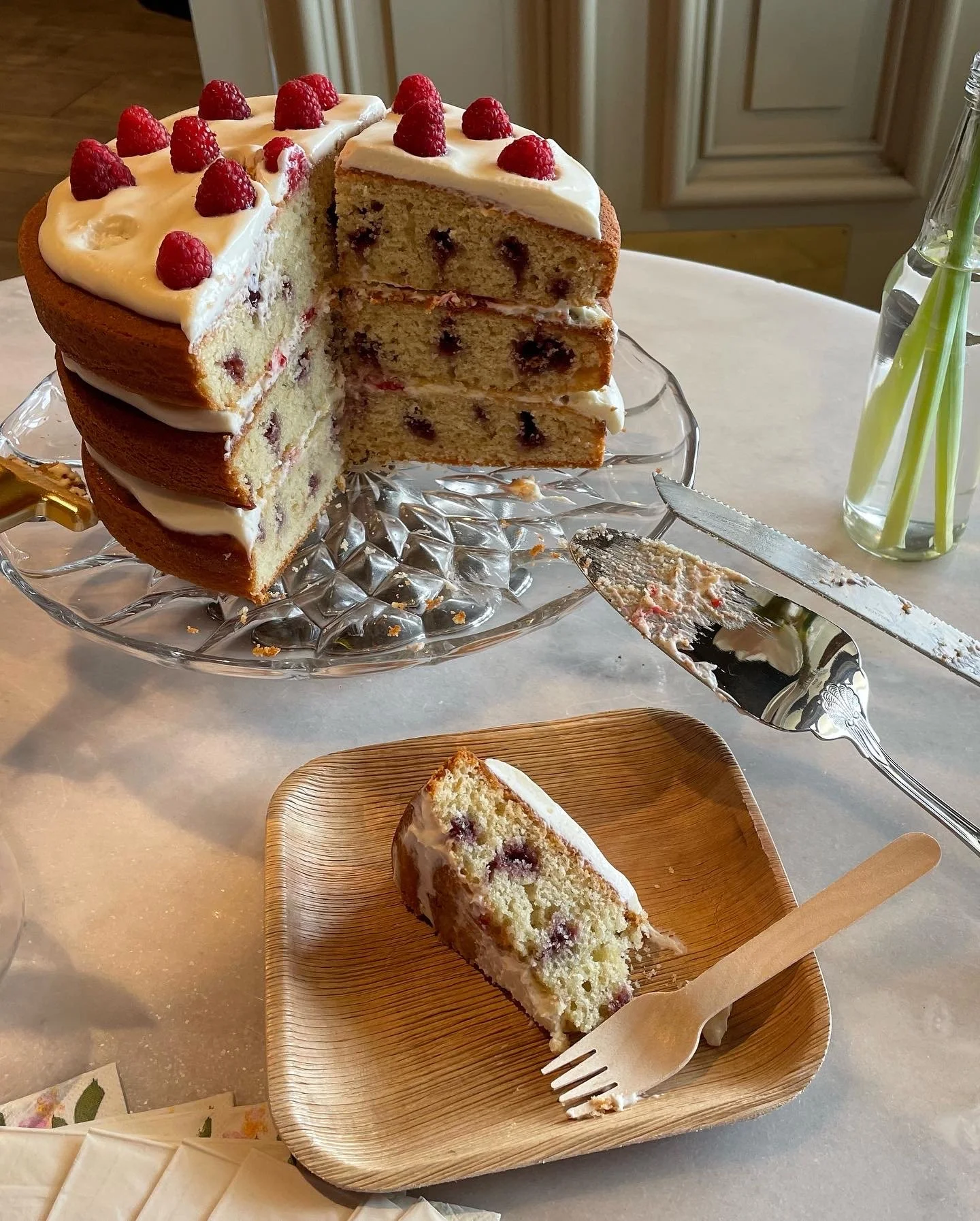 raspberry chamomile cake