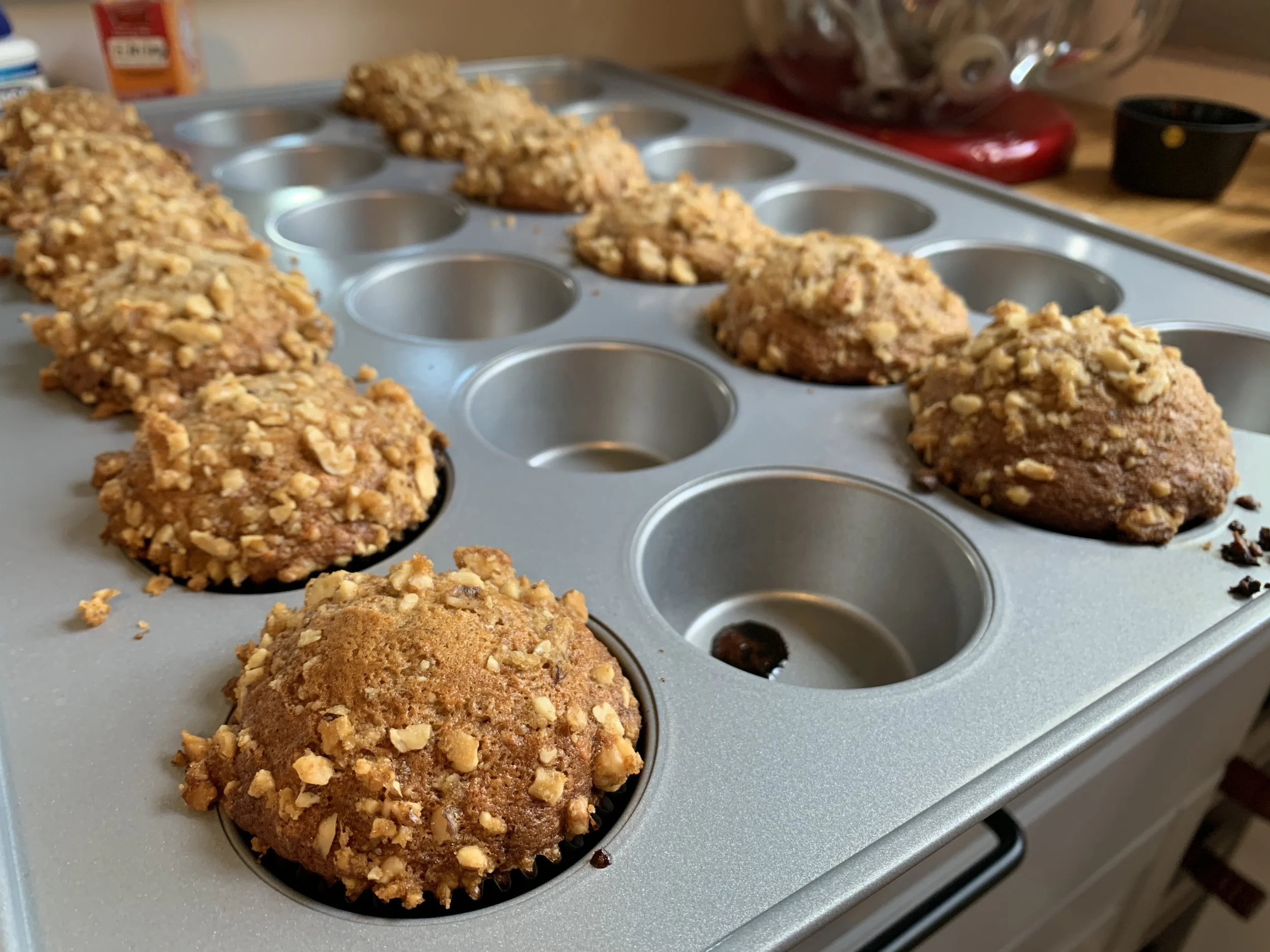 banana nut muffins