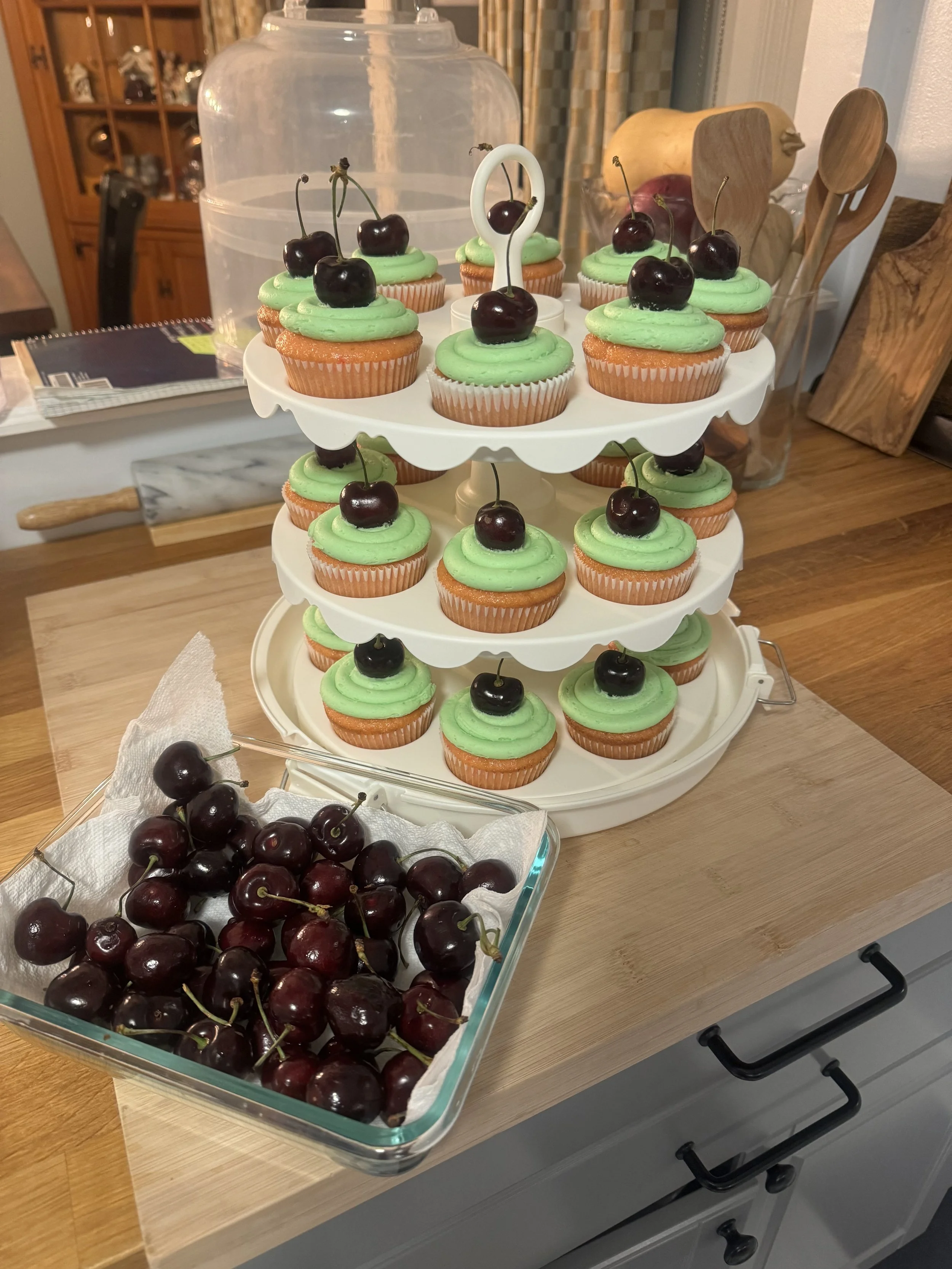 cherry limeade cupcakes