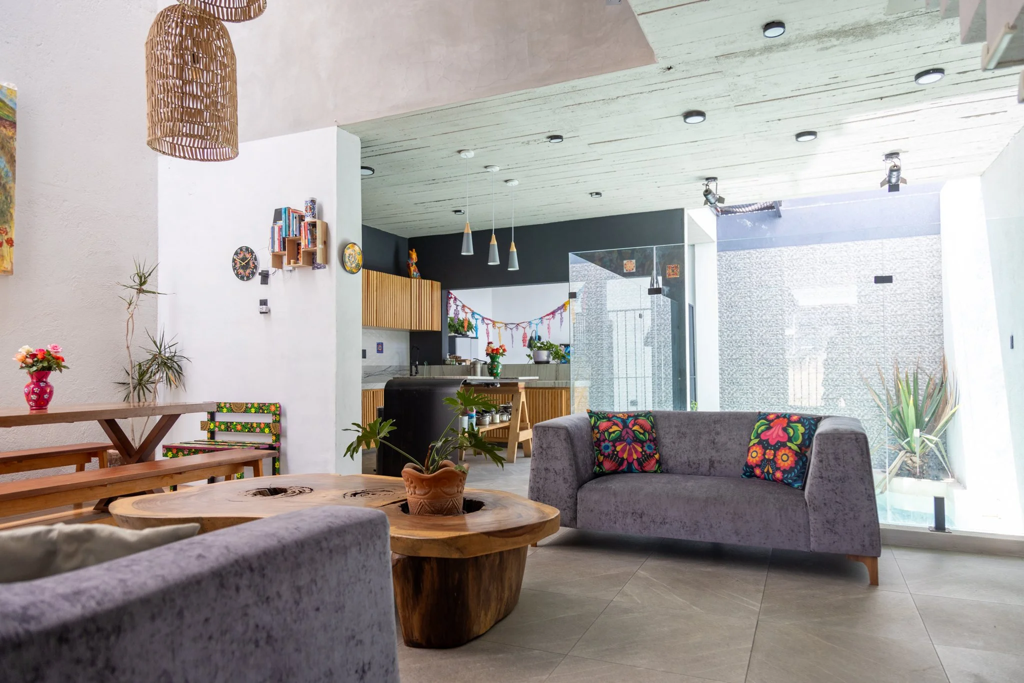 SoMos Living Room and Cocina