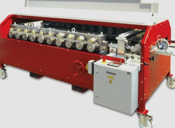 2012 Quadro with 1" Standing Seam and 1 1/2" Snaplock Cassettes