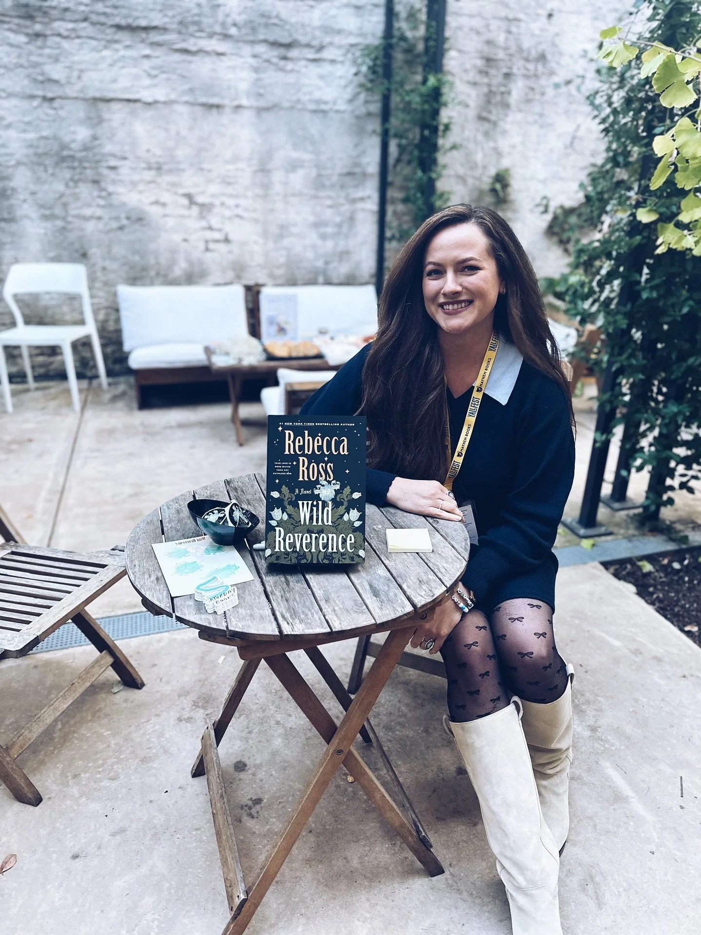 Yesterday was amazing! Thank you to everyone who came out to my signing and the @saturdaybooks influencer event! I truly had the best time meeting readers and signing your books! 📖💜💫

Here&rsquo;s where you can find me today at @yallfest ! I&rsquo