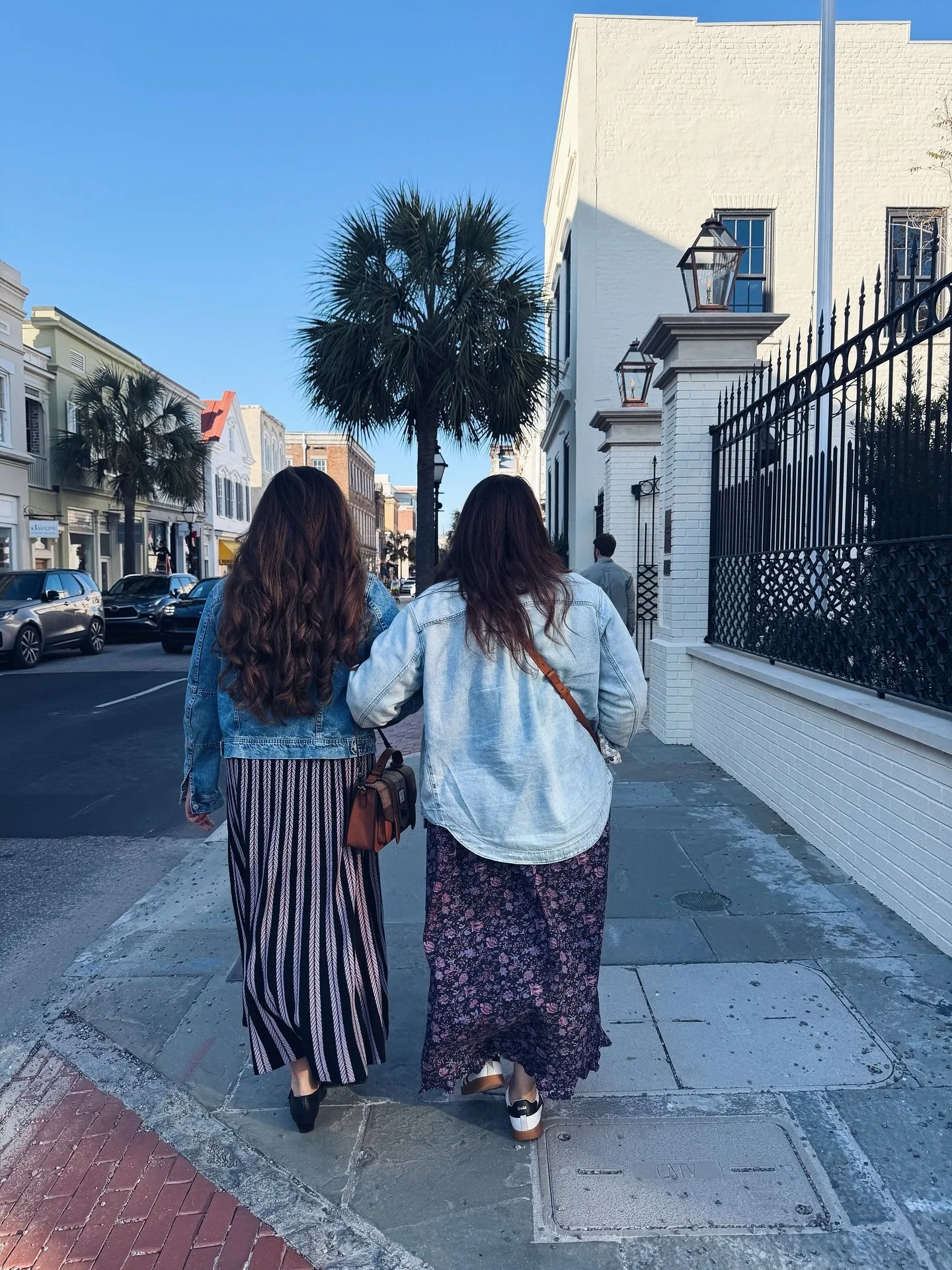 And that&rsquo;s a wrap for @yallfest 2025! 💛

I had the most magical time meeting readers&mdash;thank you so much for coming to my signings and panels! I loved having the chance to meet you and sign your books. 📖

I also loved spending time with f