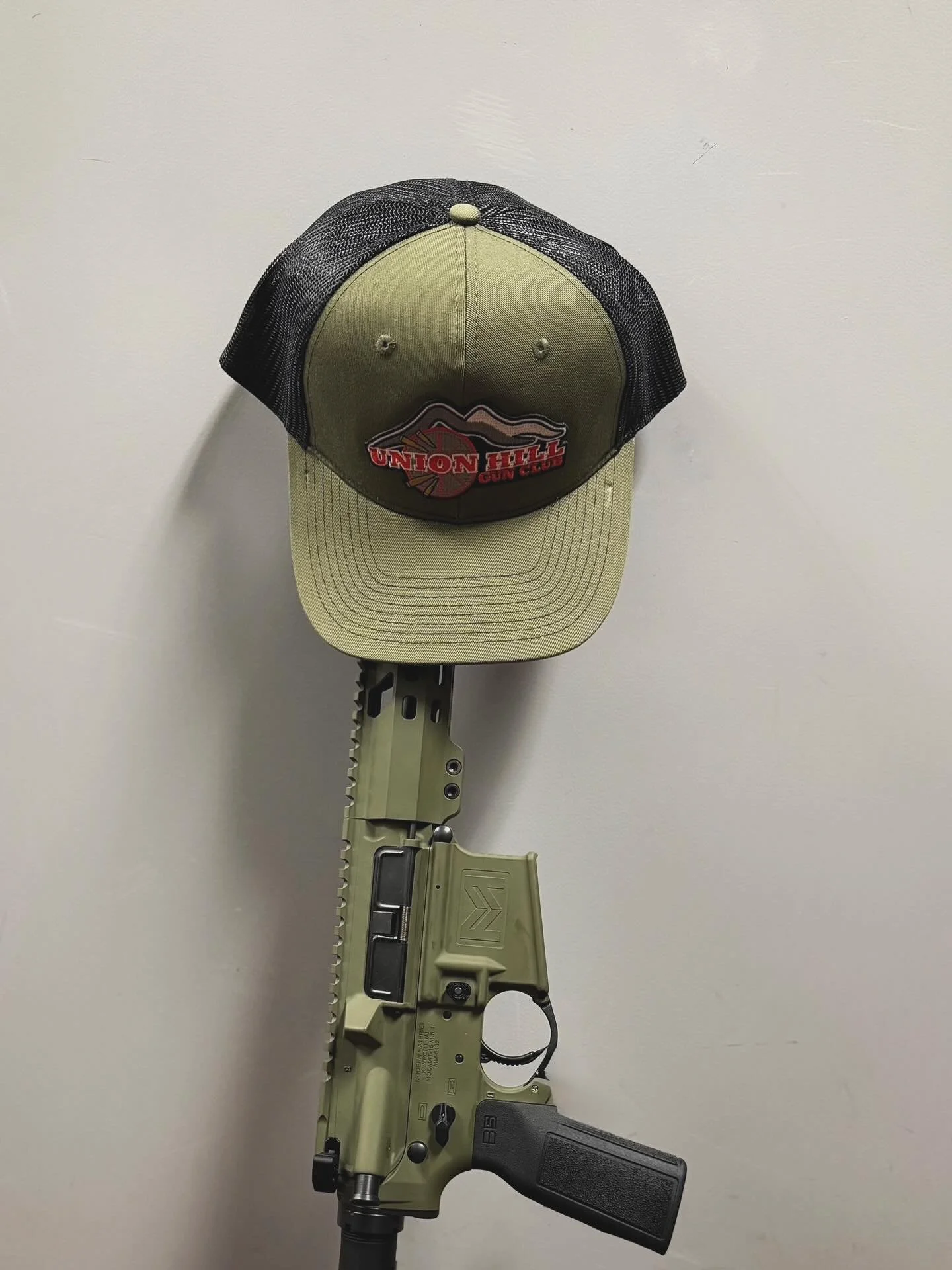 Modern Materiel rifles + UHGC hats 🧢 &rarr; Only at Union Hill. Get your ModMats today!🔥

@modernmateriel 
#UnionHillGunClub #ModMat #RangeDay #ModernMateriel #NjShootingRange #NjFirearms #SecondAmendment #IndoorRangeAndStore #rifles #firearmsnj