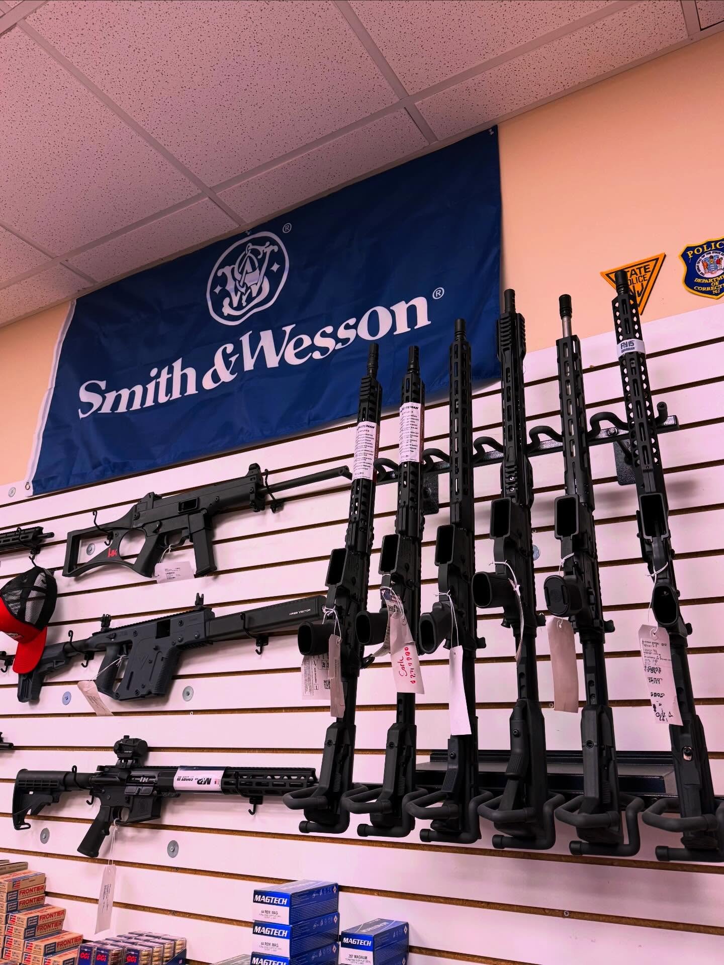 More than a range 💥
It&rsquo;s a community, a clubhouse, and your one-stop shop for shooting, gear, and good times. Come see what makes Union Hill different 🎯

#UnionHillGunClub #MoreThanARange #GunClubLife #RangeDay #GunStore