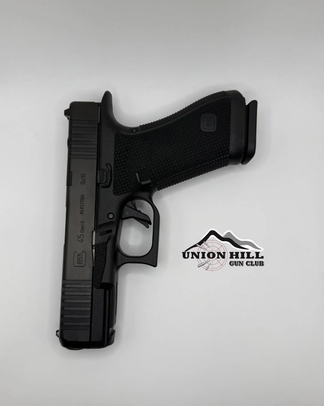 Fresh in the case 👀
Glock 45 Gen 6 just arrived and it&rsquo;s already turning heads. Stop by today and lock one in.

#Glock45 #Gen6 #NewArrival #glocklifesmatter #UnionHillGunClub