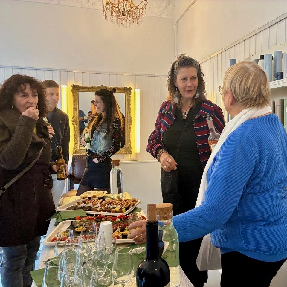 Apéro mit Freunden - am 15. November 2025