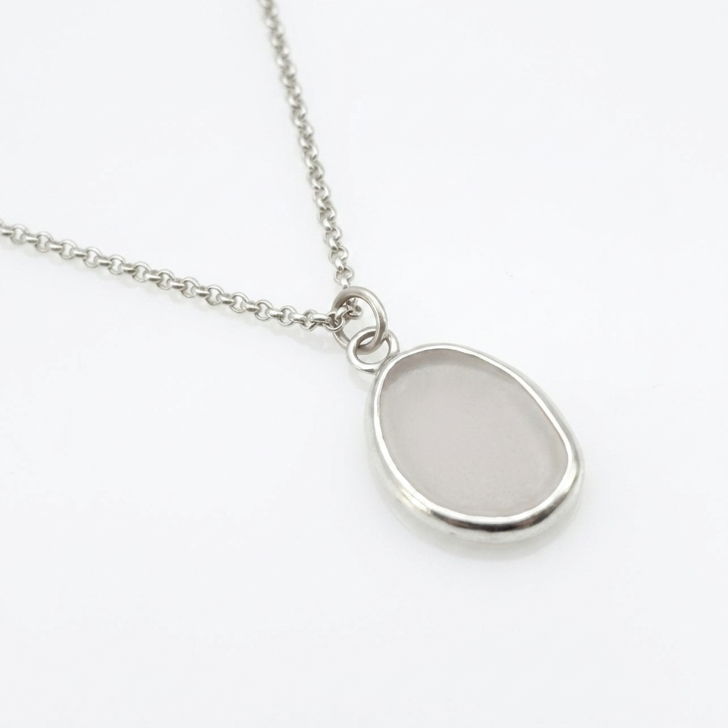 A Sea Glass White Pendant ggg.png