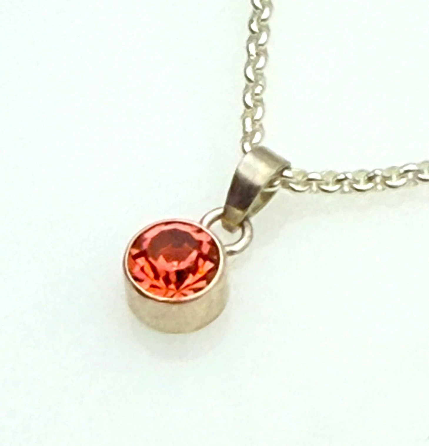 1 Carat Red / Pink Uranium Glass Gemstone Pendant
