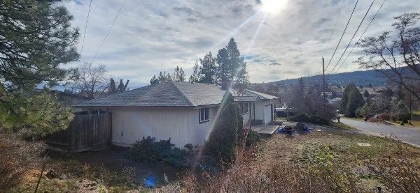 Roof repair Klamath falls