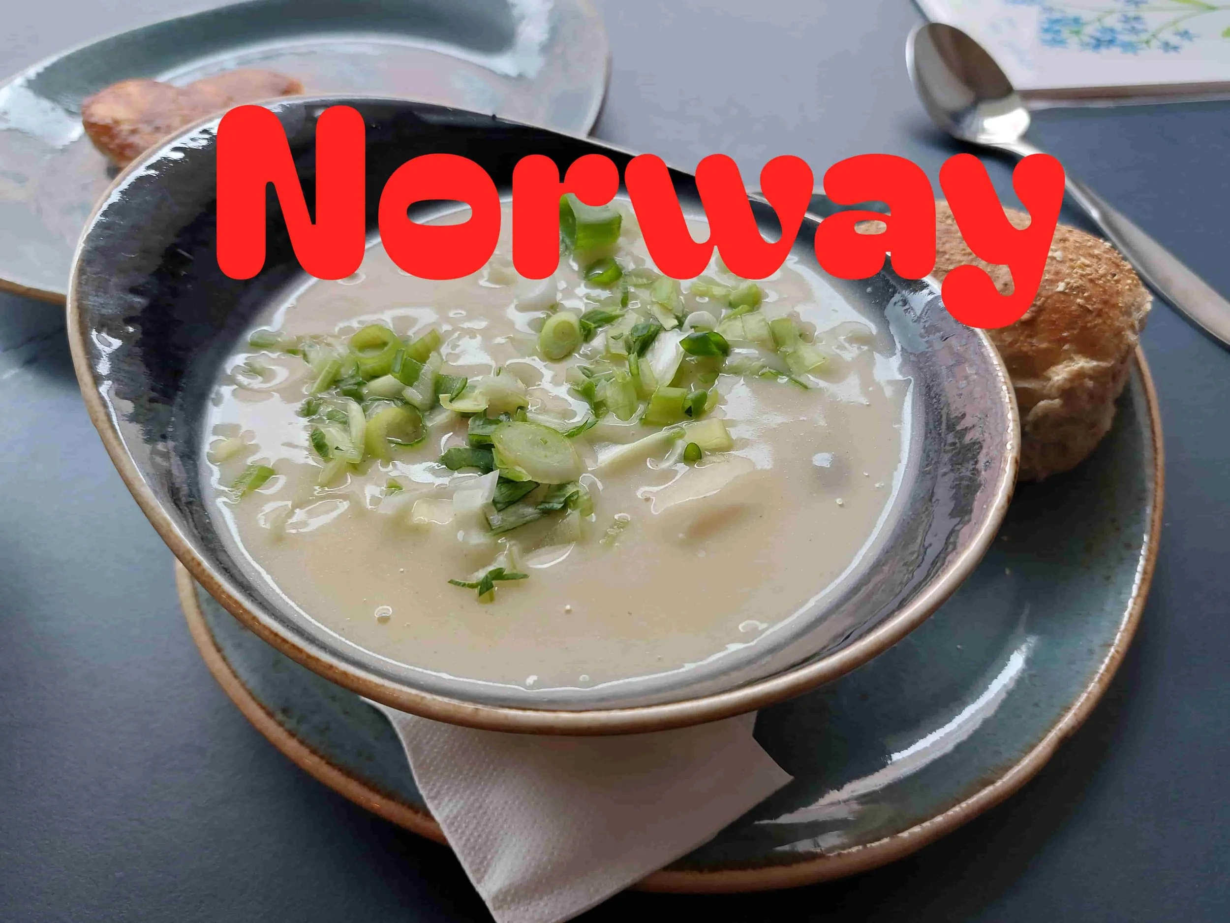 Click to discover all the traditional food we tried in Norway
