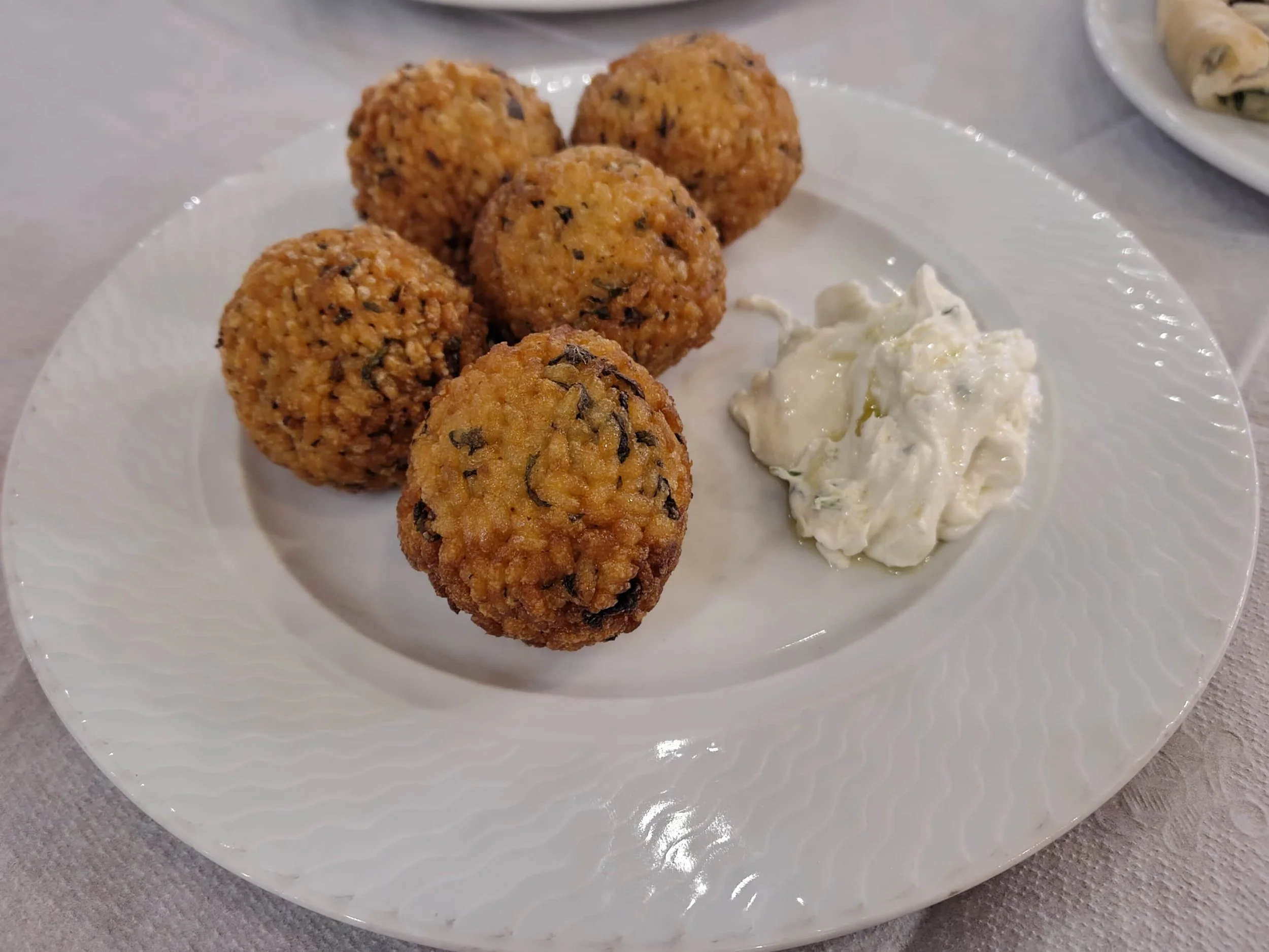 Qifqi – traditional Albanian rice balls