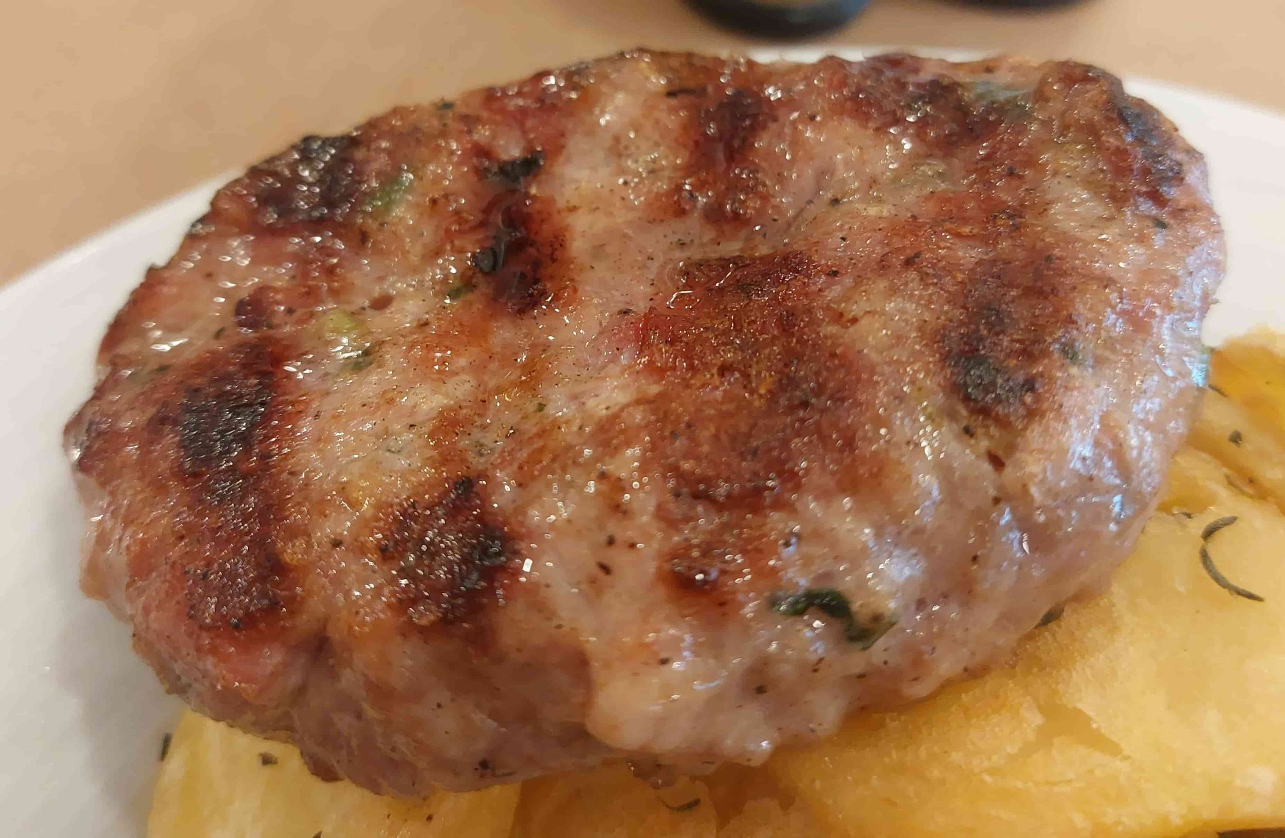 Kufte – traditional Bulgarian grilled minced meat patty