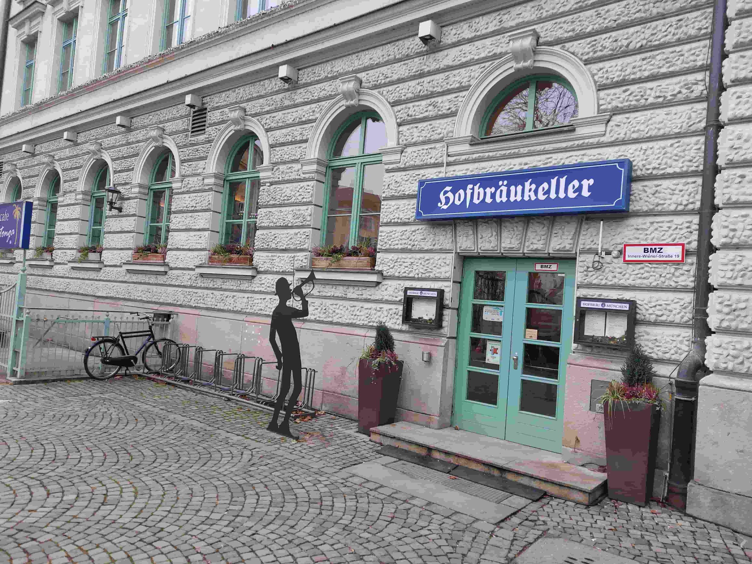 Exterior of Hofbräukeller restaurant in Munich