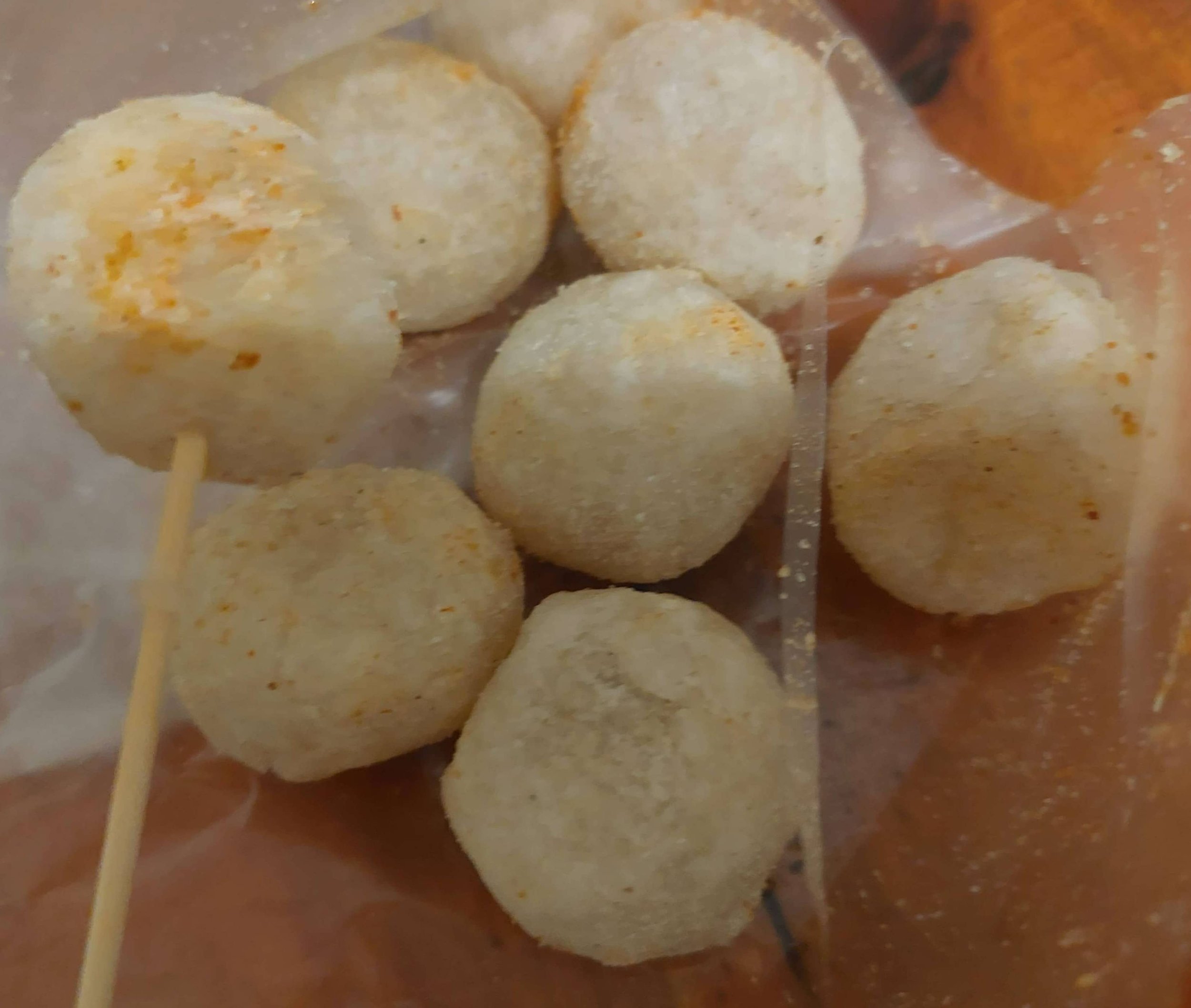 Crispy Indonesian cimol – deep-fried tapioca balls coated in savory seasoning