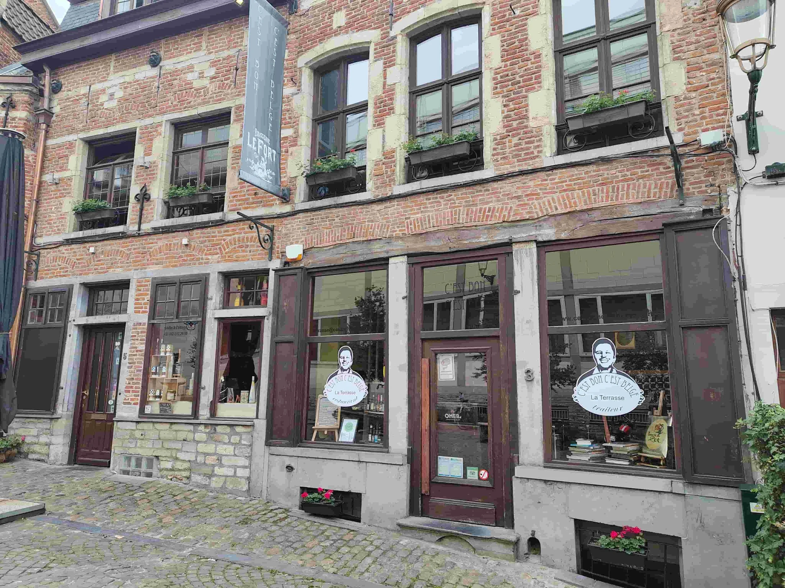 Exterior of C'est bon C'est belge Brussels
