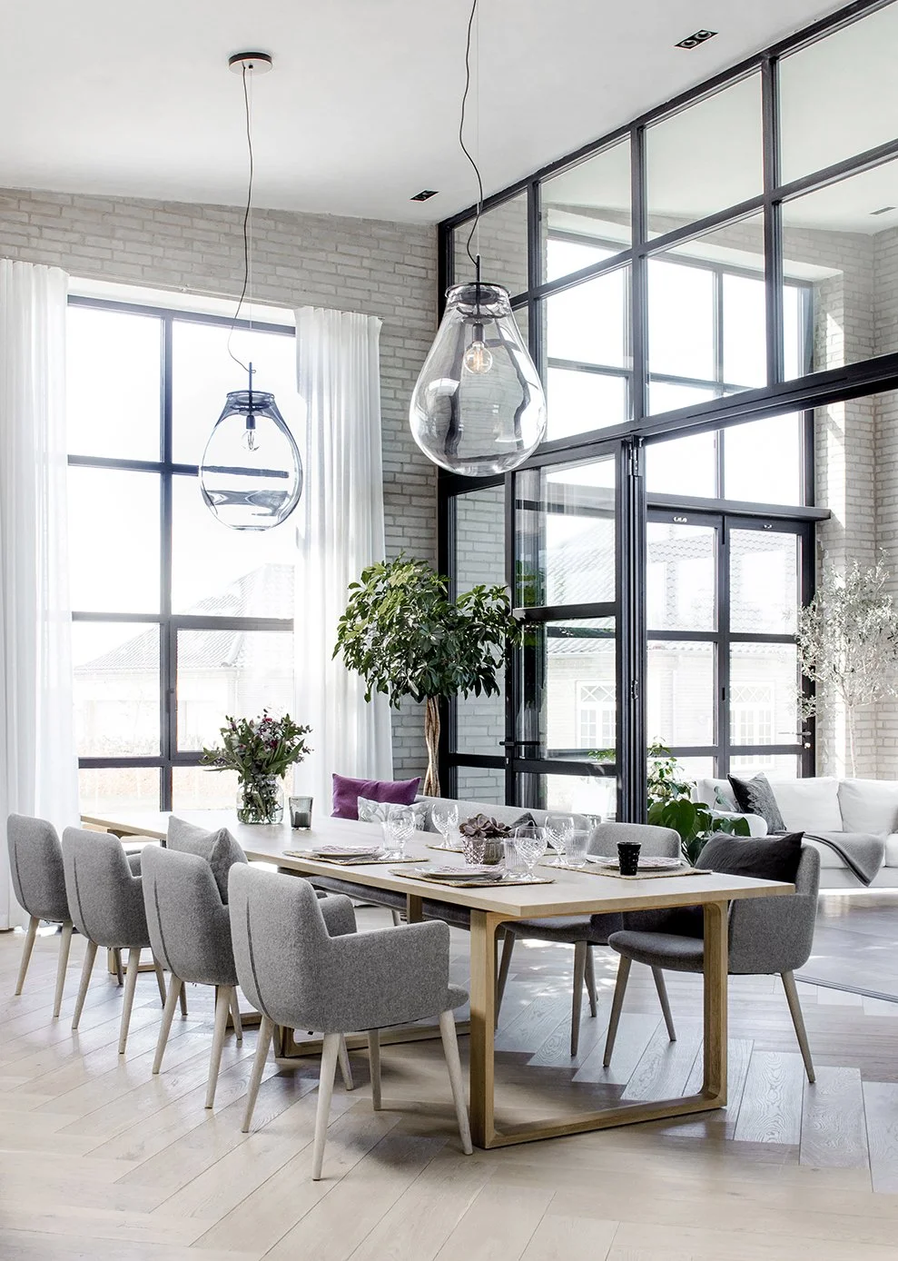 Black Architecture_Vedbækhuset_Dining Room.jpg