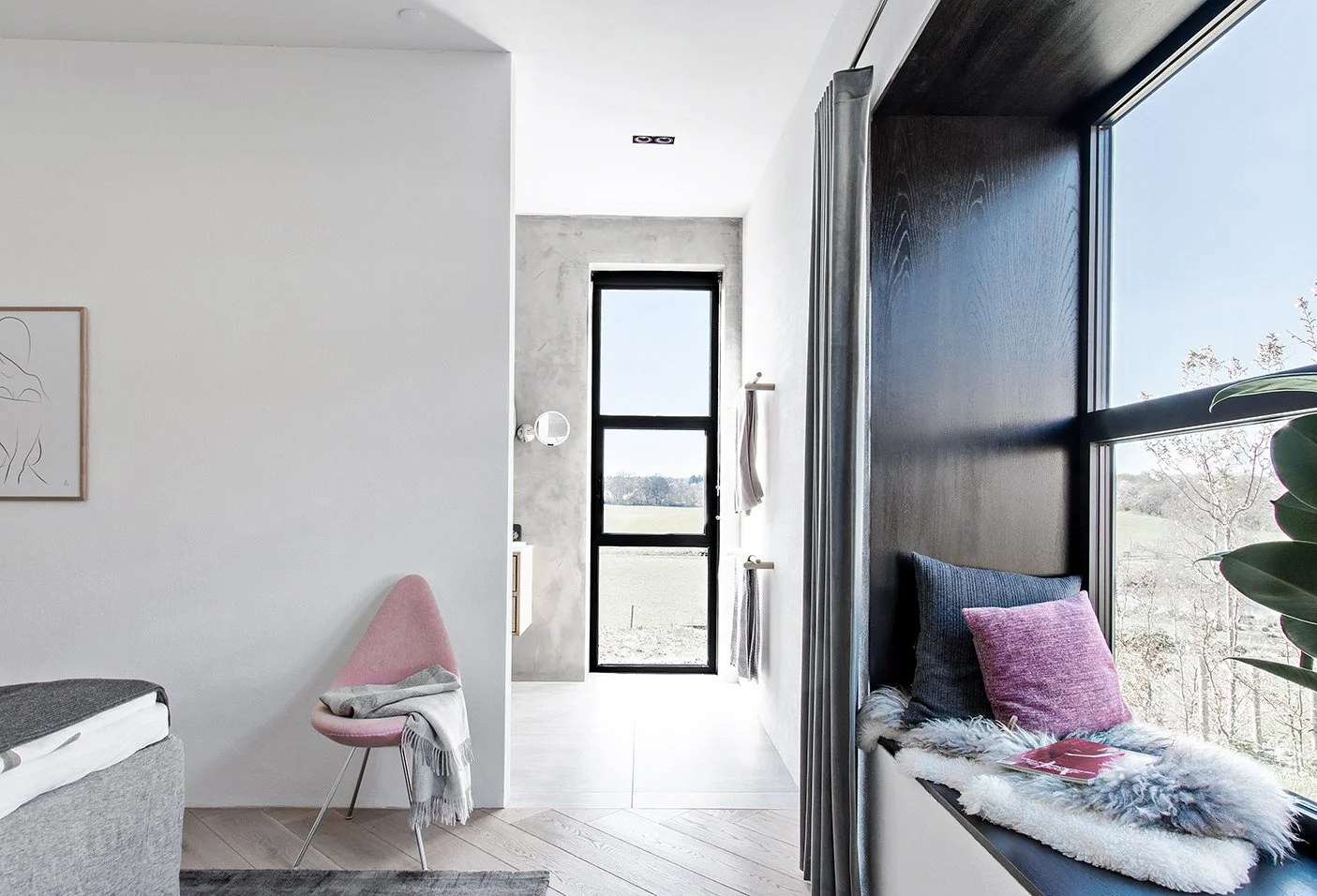 Black Architecture_Vedbækhuset_Master Bedroom view.jpg