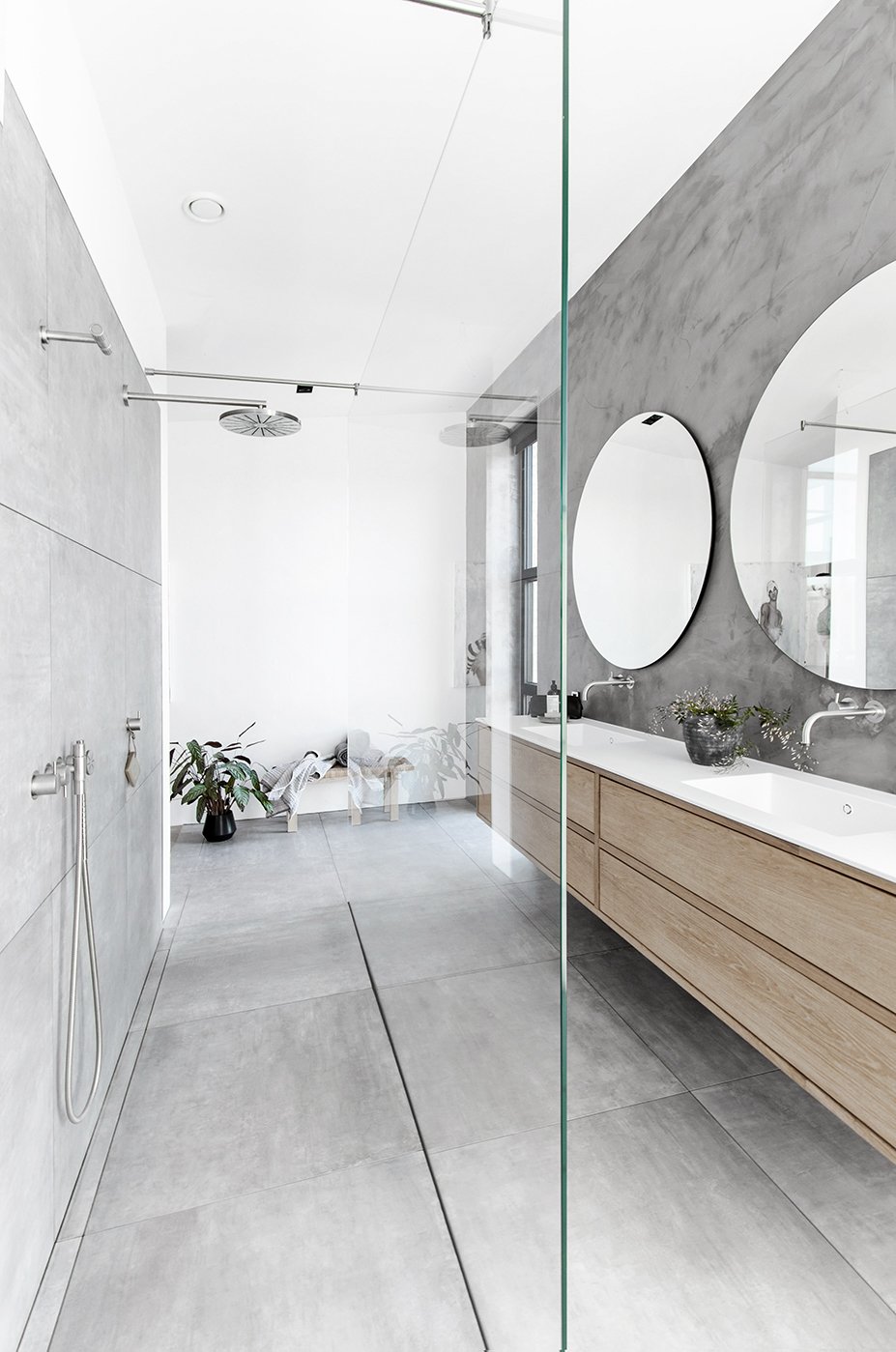 Black Architecture_Vedbækhuset_Master Shower.jpg