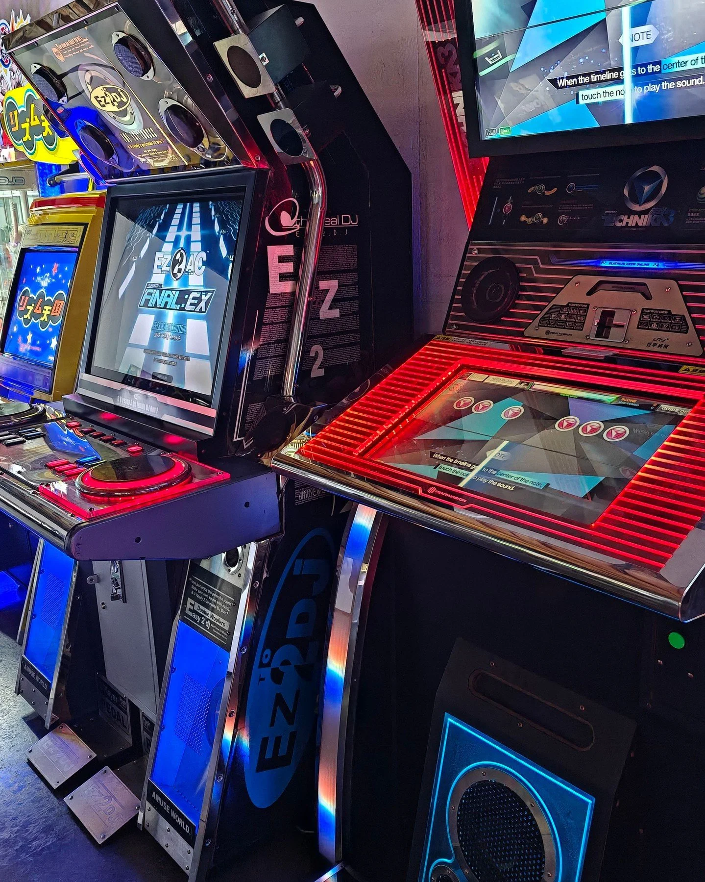Gamecenter is OPEN! Between mahjong, rhythm games, driving games, pinball, and our wide variety of arcade classics, there's a TON to do! 

Tonight at 7, we'll be hosting a 25th anniversary event for Beatmania THE FINAL!