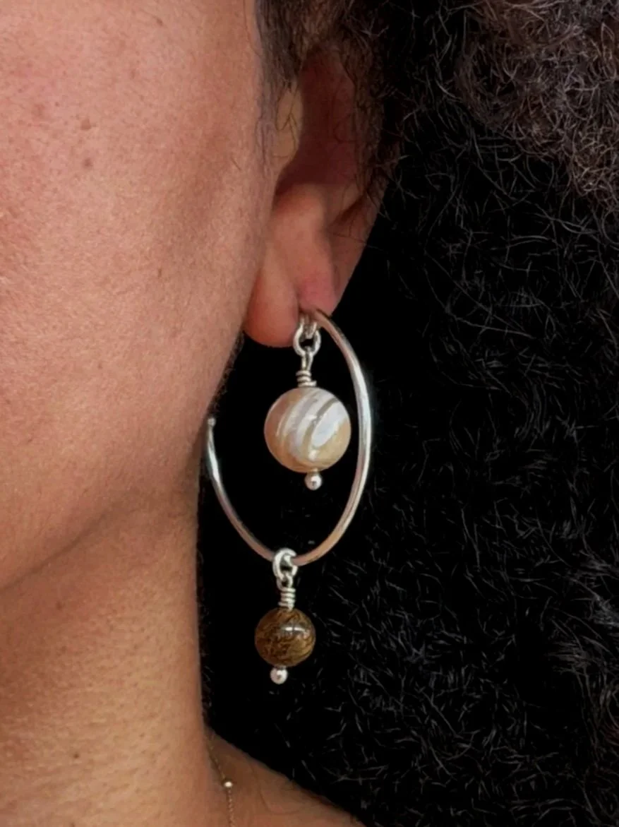 Órbita Hoop Earrings