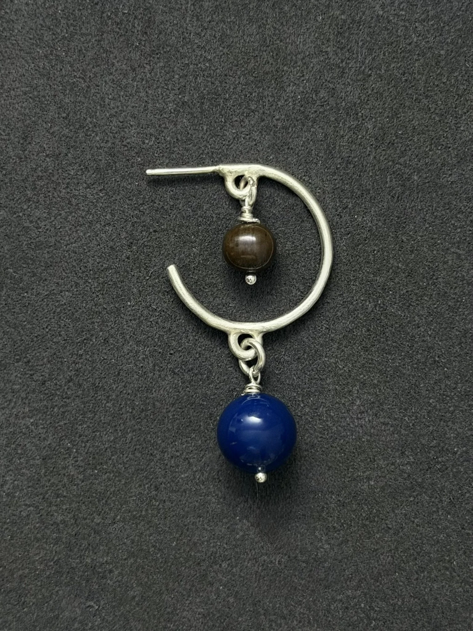 Órbita Mini Hoop Earrings