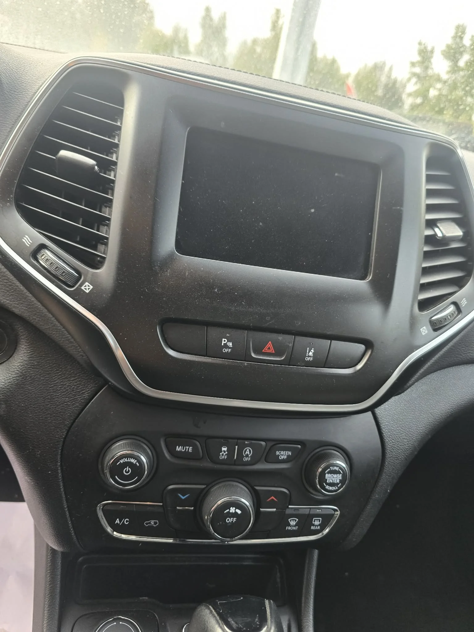 998e94fd-9b2a-4a9f-877e-c64211e58505.jpg