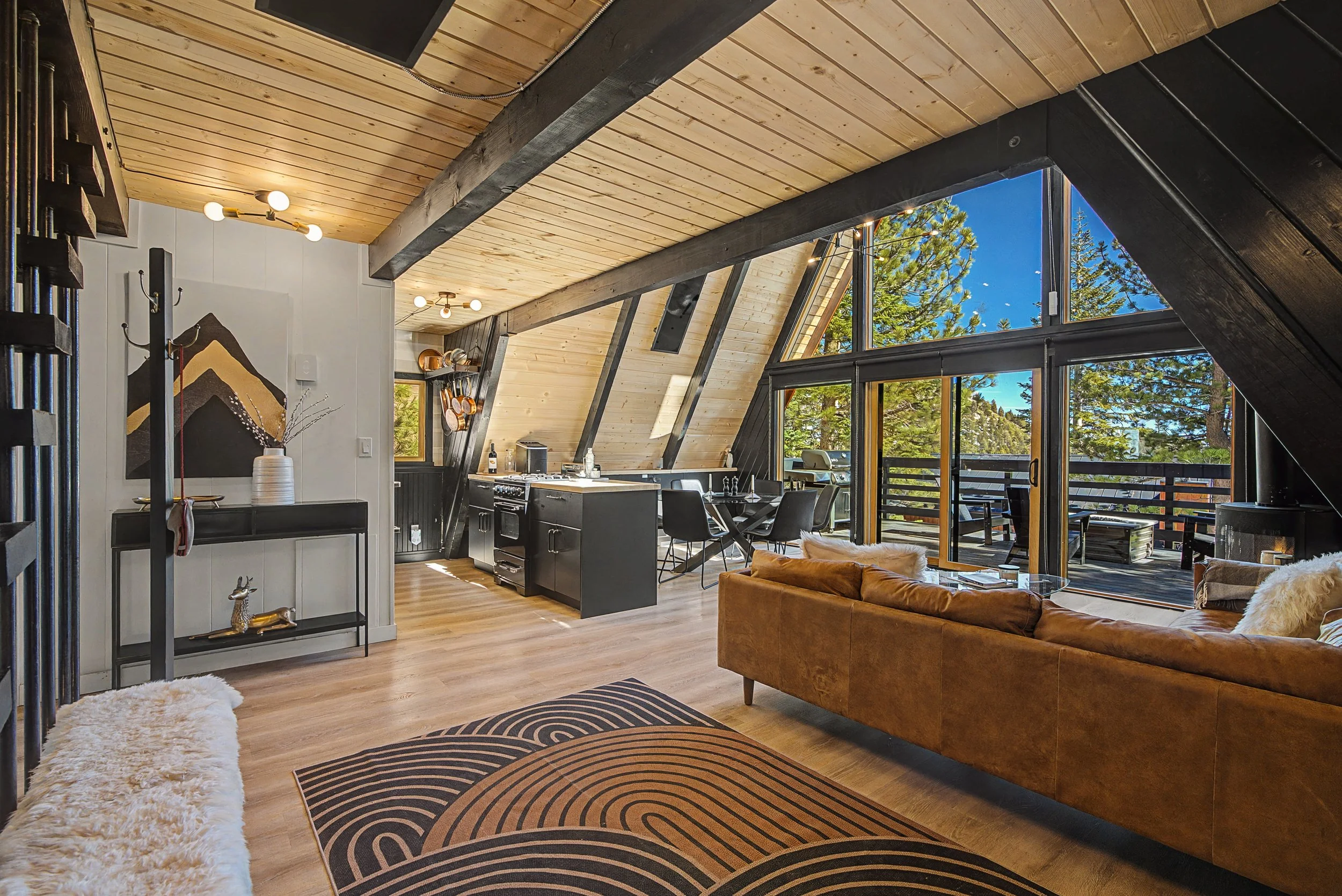 428 Ridgecrest Dr03.jpg