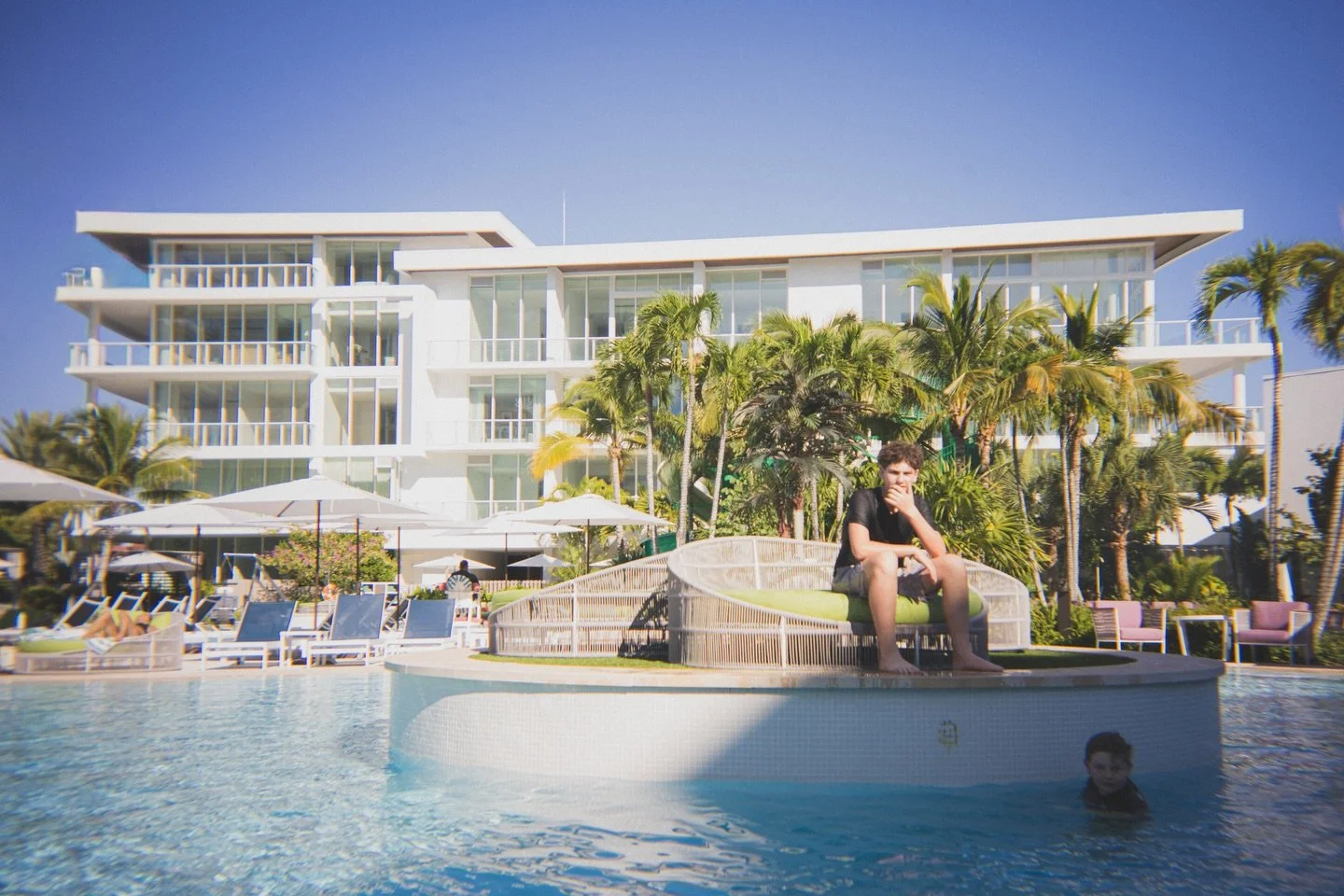📍 Pool | Pier Sixty-Six | Fort Lauderdale, FL
📸 Sony a7IV | Pocket Dispo Pro