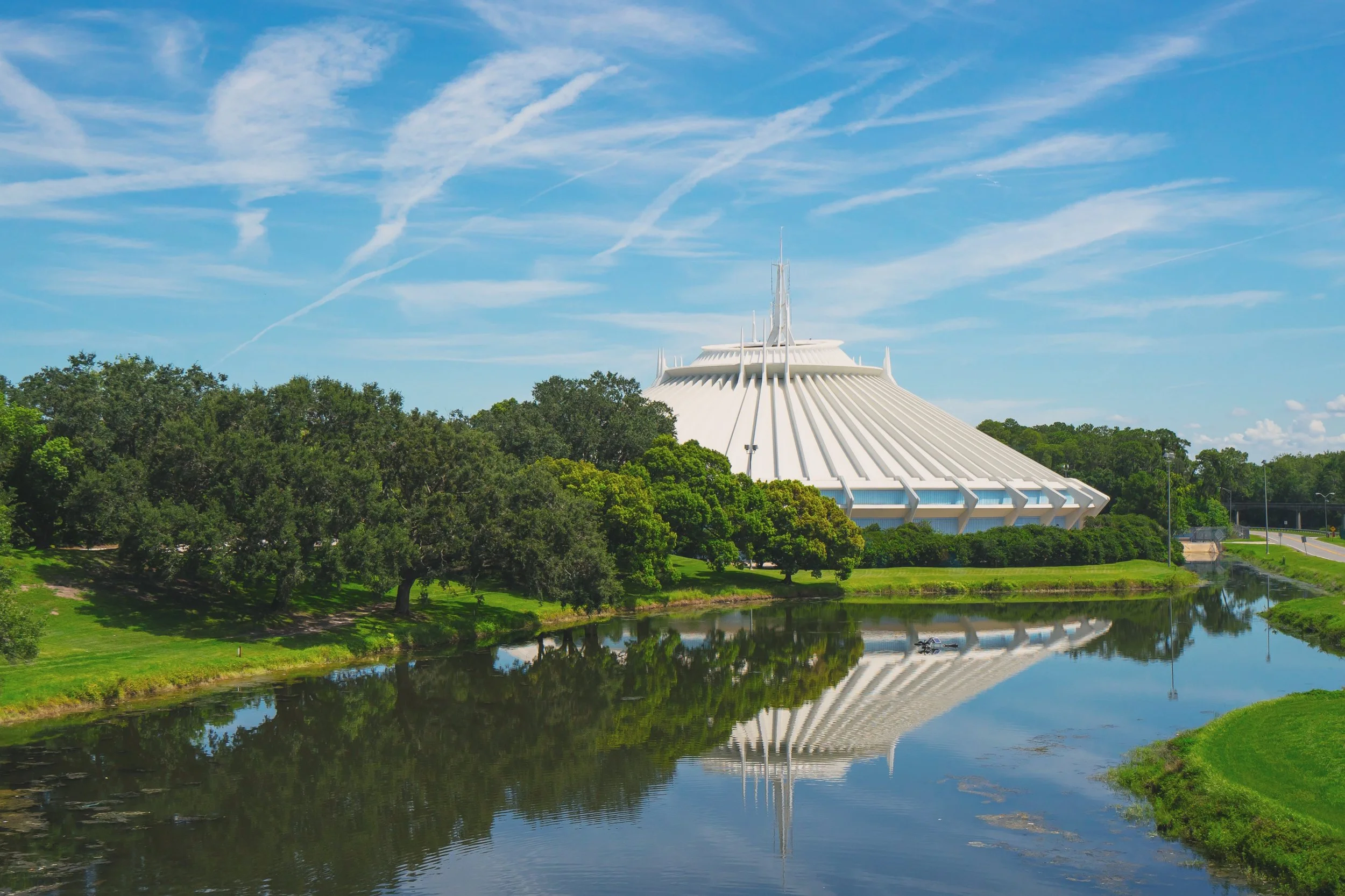 A Space Mountain redo? Lots of rumors starting to circulate about a possible full track and interior reimagining of this classic Magic Kingdom attraction. All in favor say aye! 🙋&zwj;♂️
