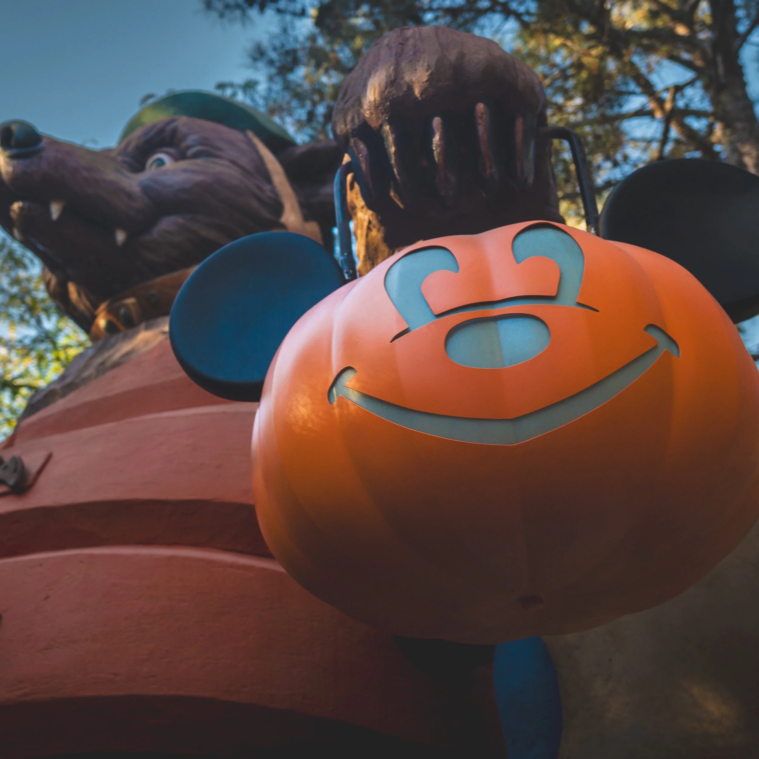 Treat trails, Villains Grove, and a street party led by Madame Leota herself 👻 If you're still deciding whether Oogie Boogie Bash 2026 is worth it, we broke down everything included in the ticket price. [link in bio] #DisneyParks #OogieBoogieBash #D