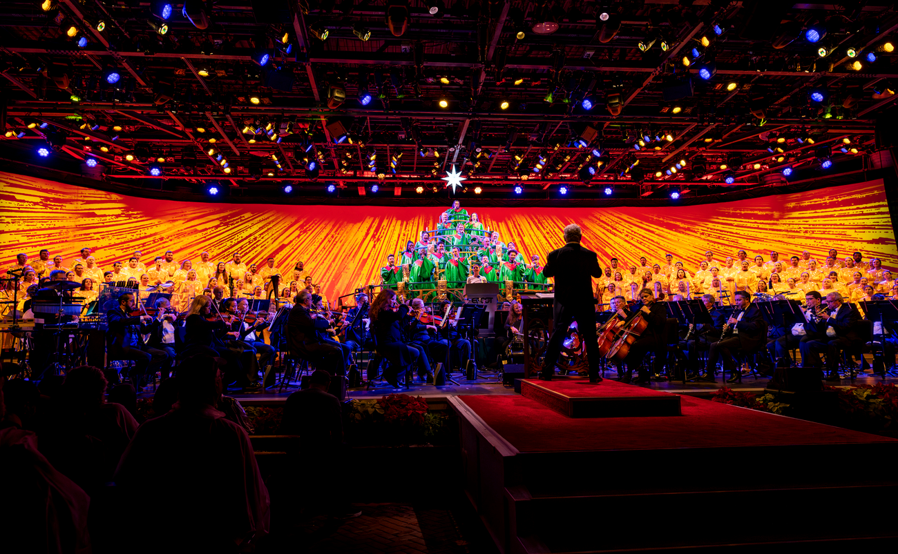 EPCOT Candlelight Processional features Celebrity Narrators, Live Orchestra, & Choir