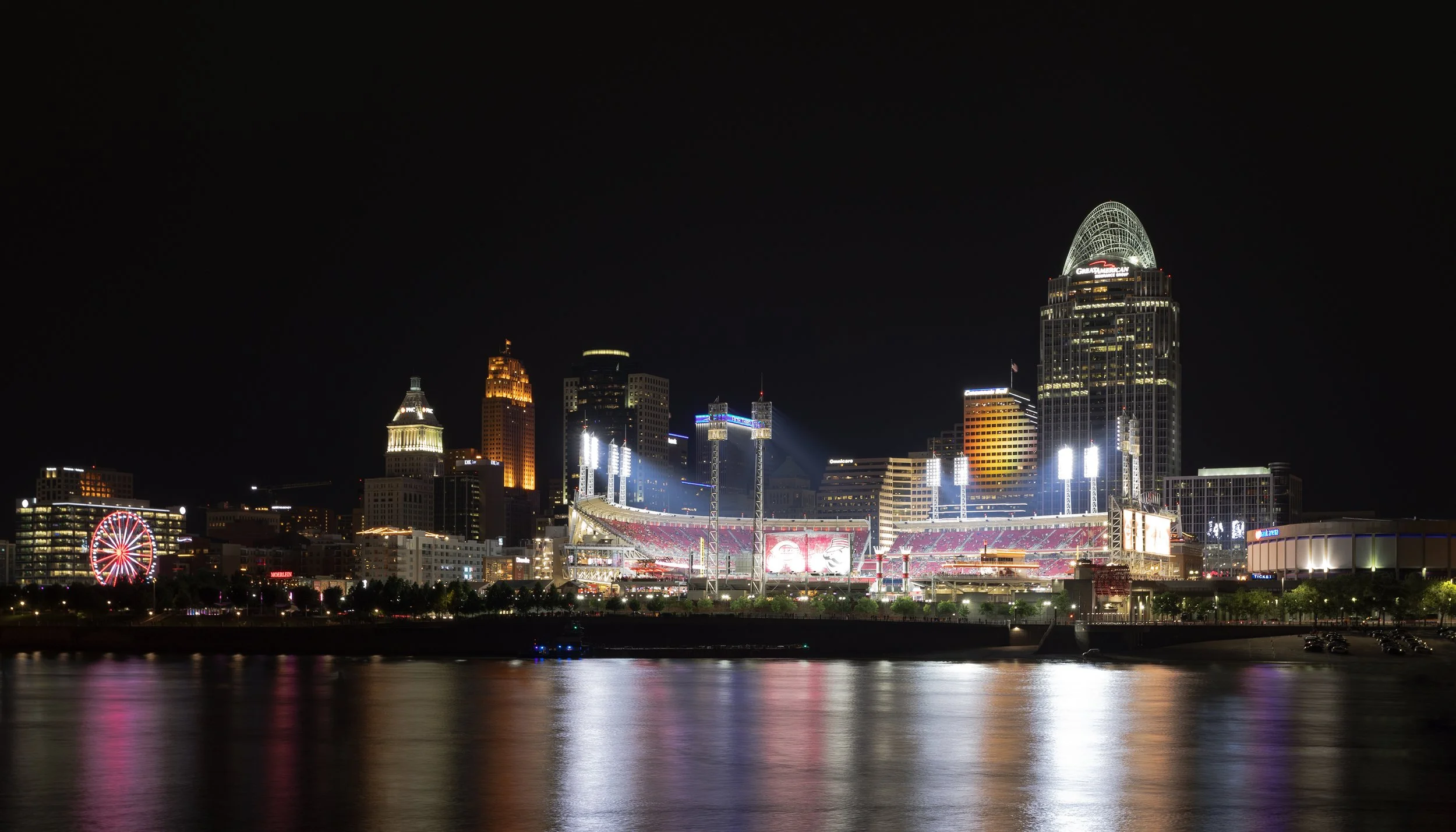Cincinnati Skyline, Reds Game