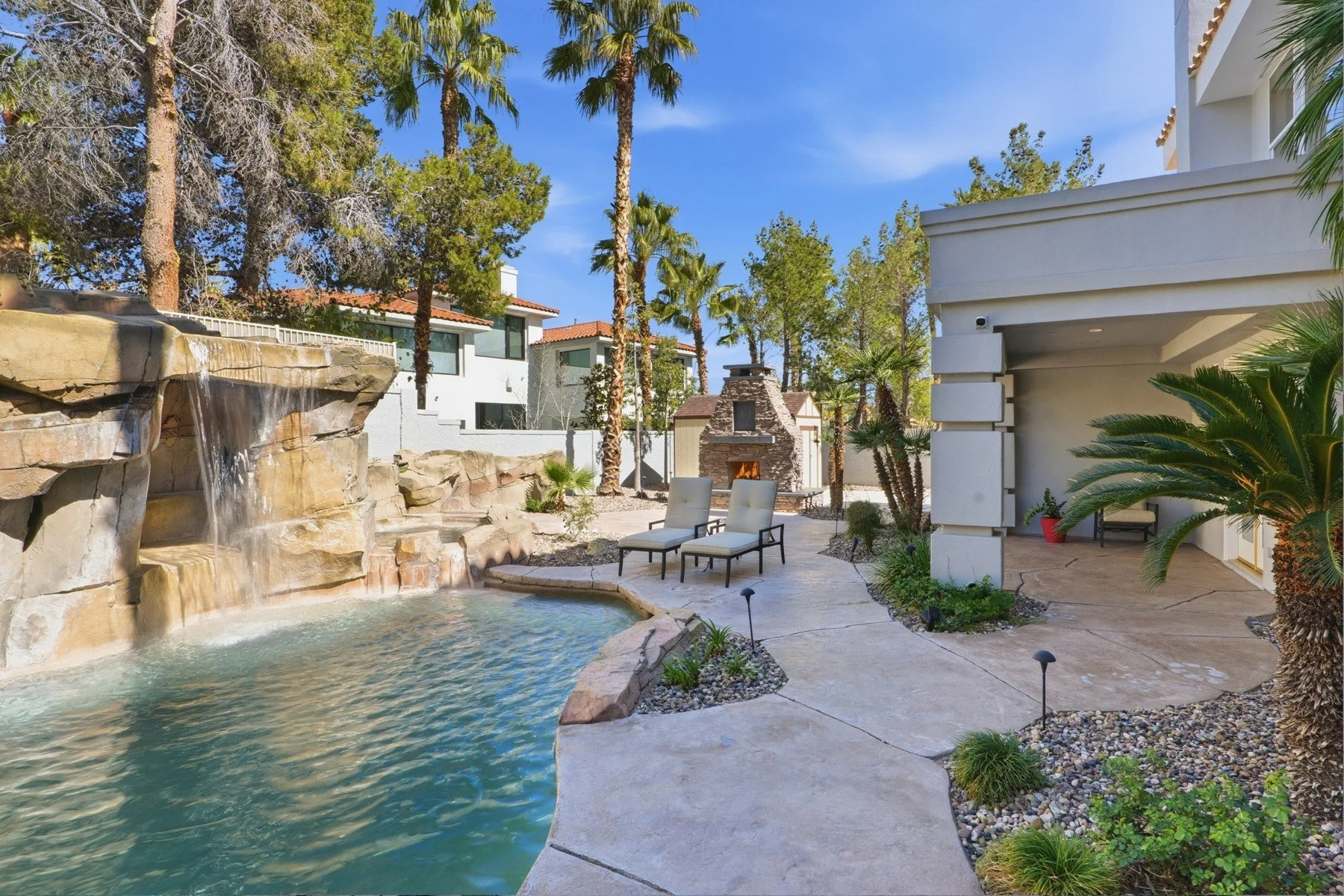 085-8632 Canyon View Dr.jpg