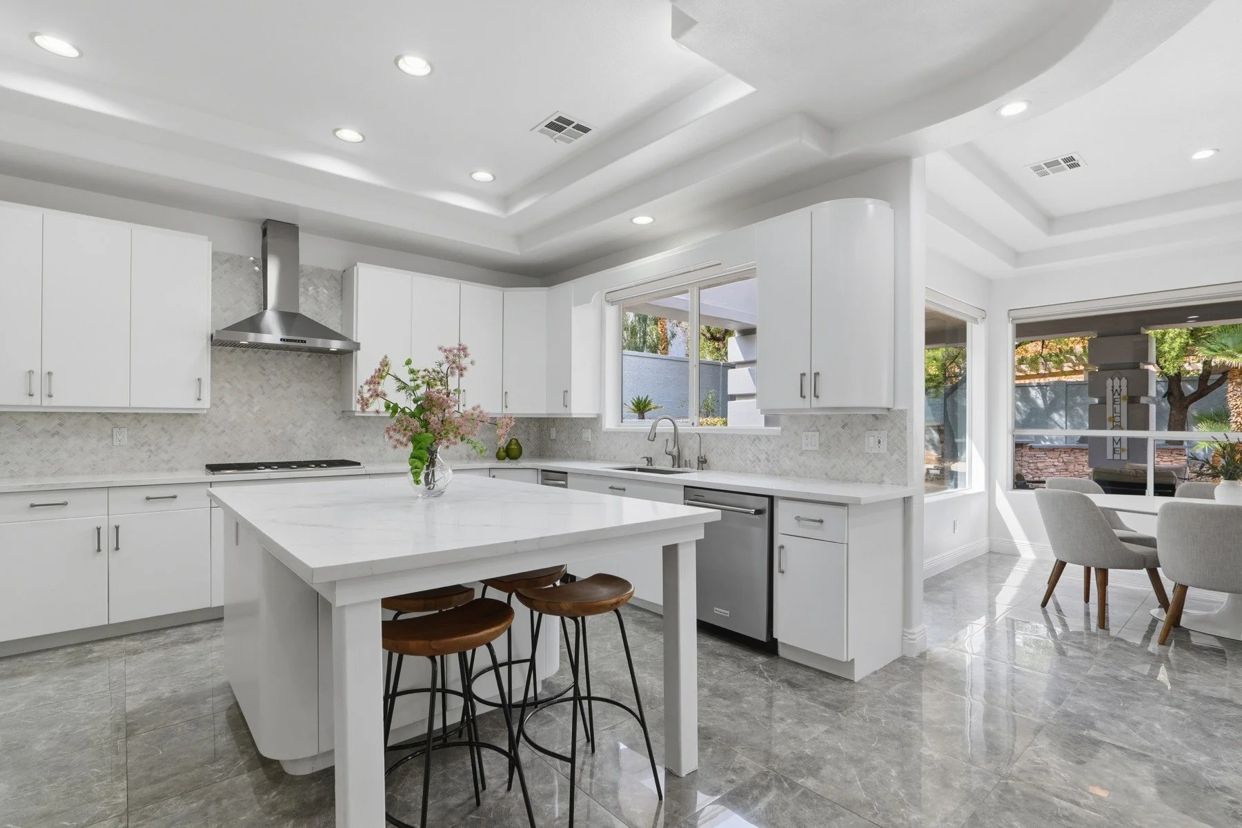 022-8632 Canyon View Dr.jpg