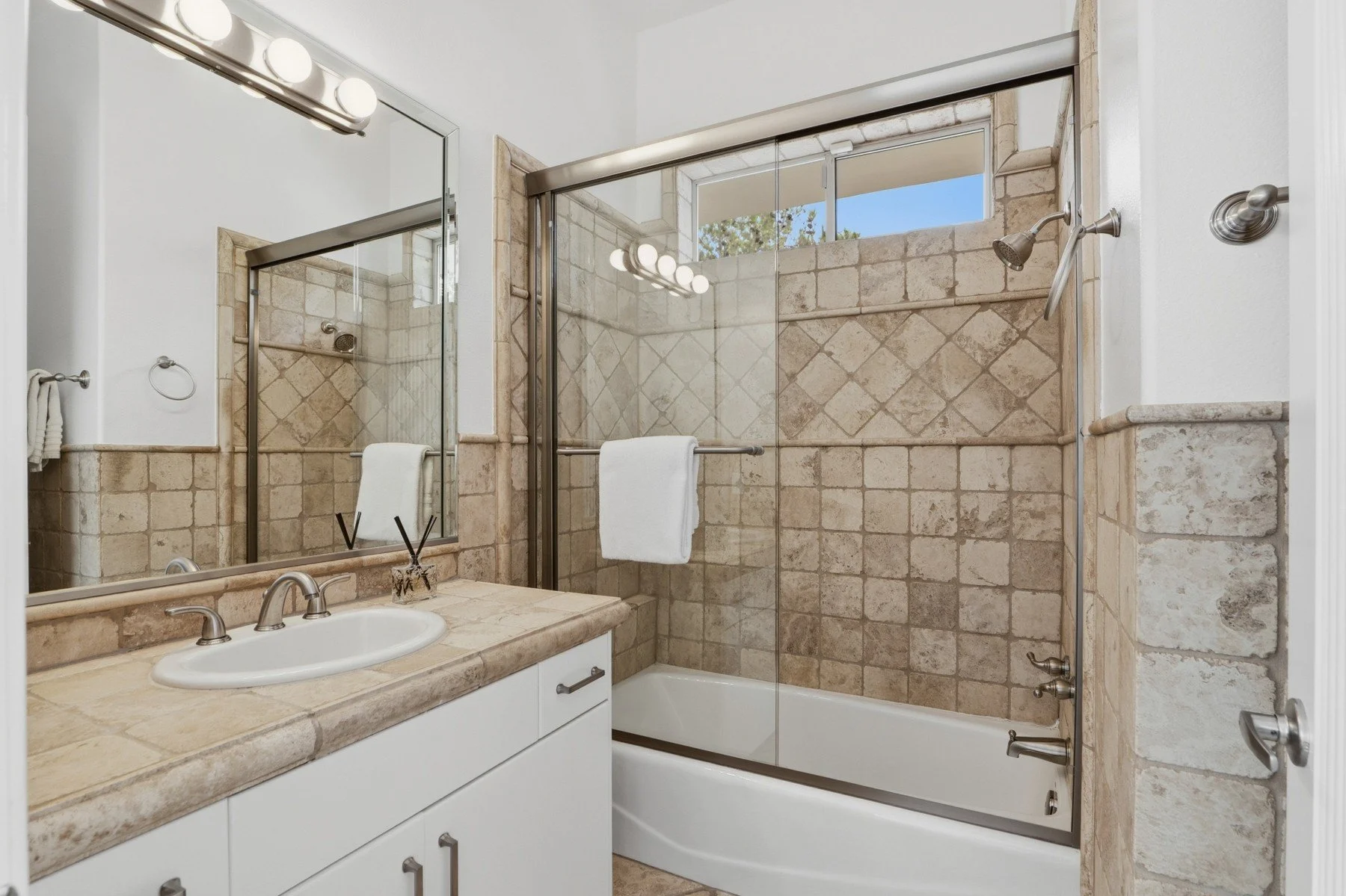 058-8632 Canyon View Dr.jpg