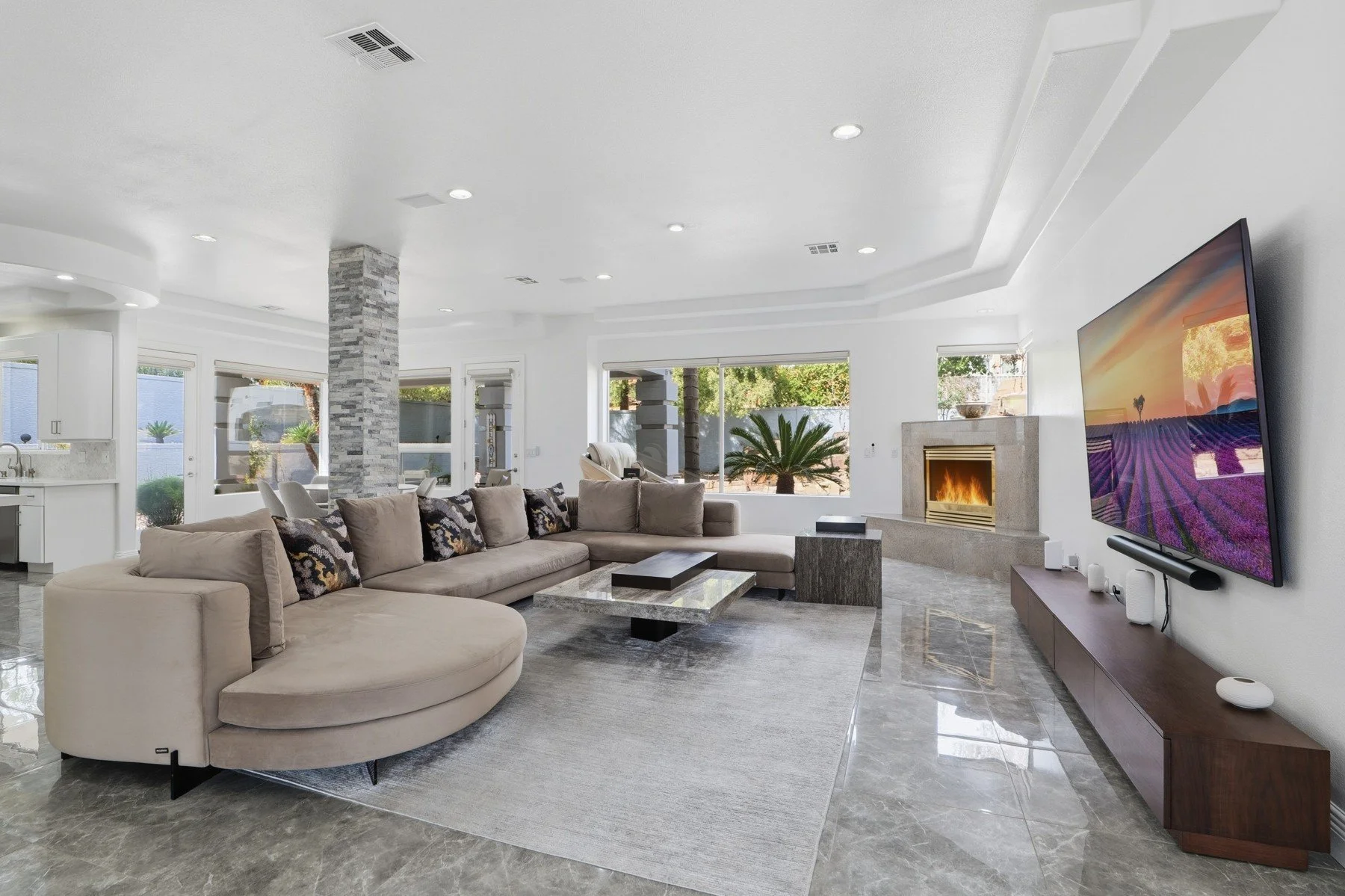 017-8632 Canyon View Dr.jpg