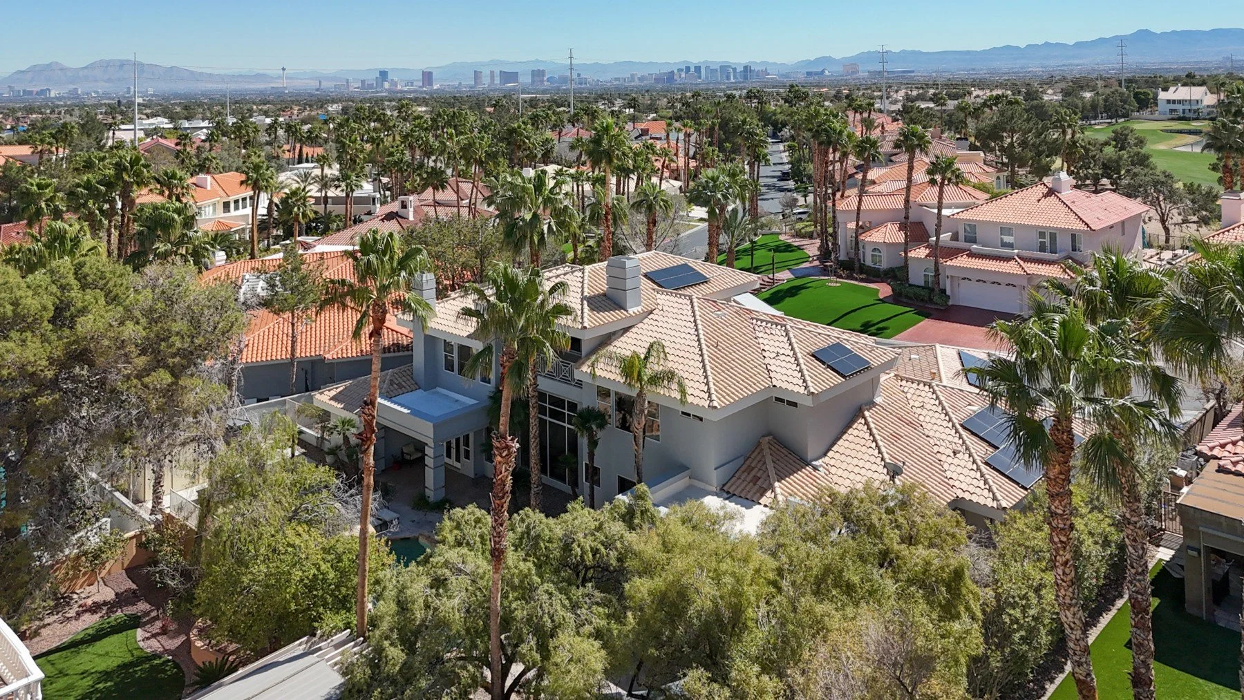 104-8632 Canyon View Dr.jpg