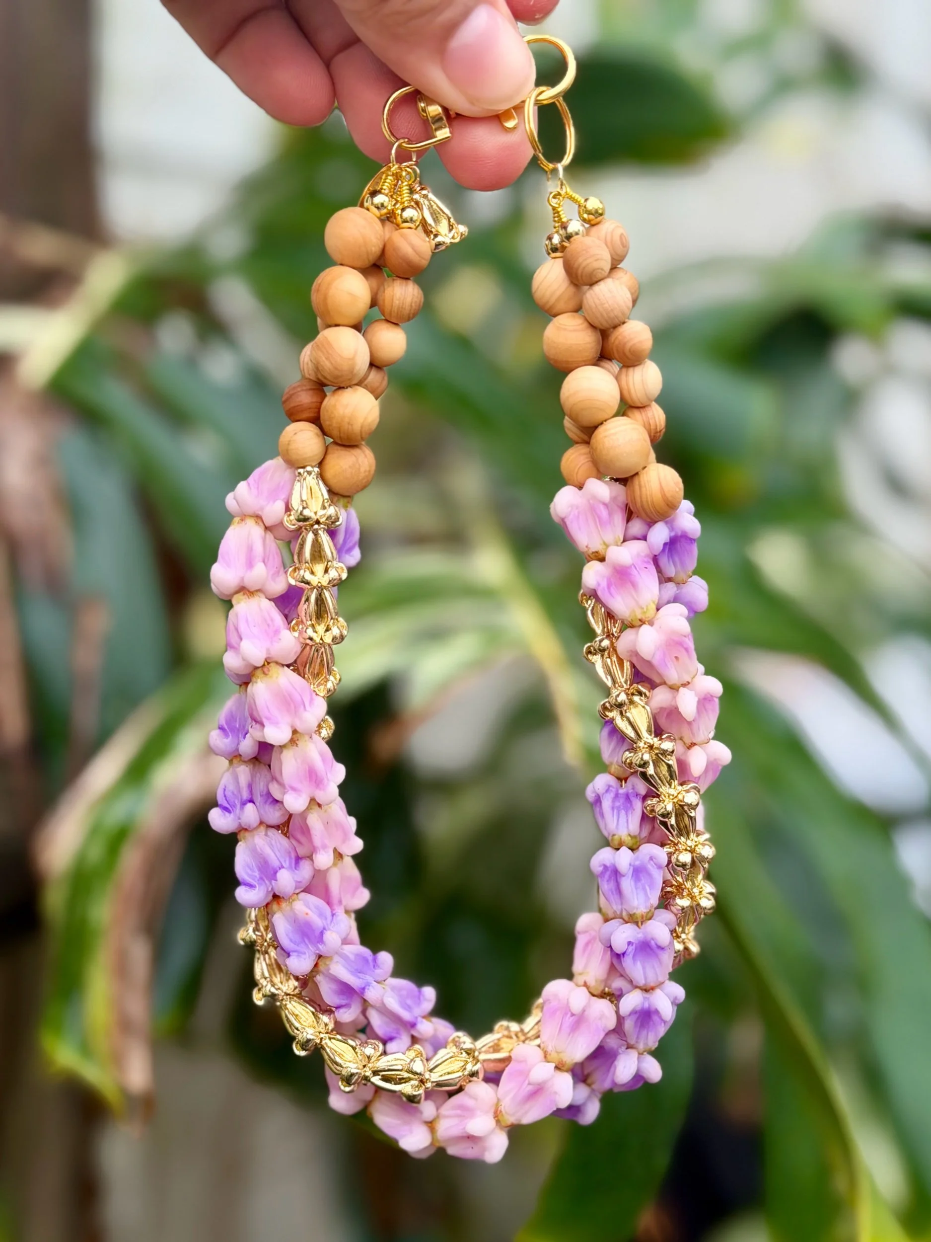 *PREORDER* Triple Crown Flower Car Lei