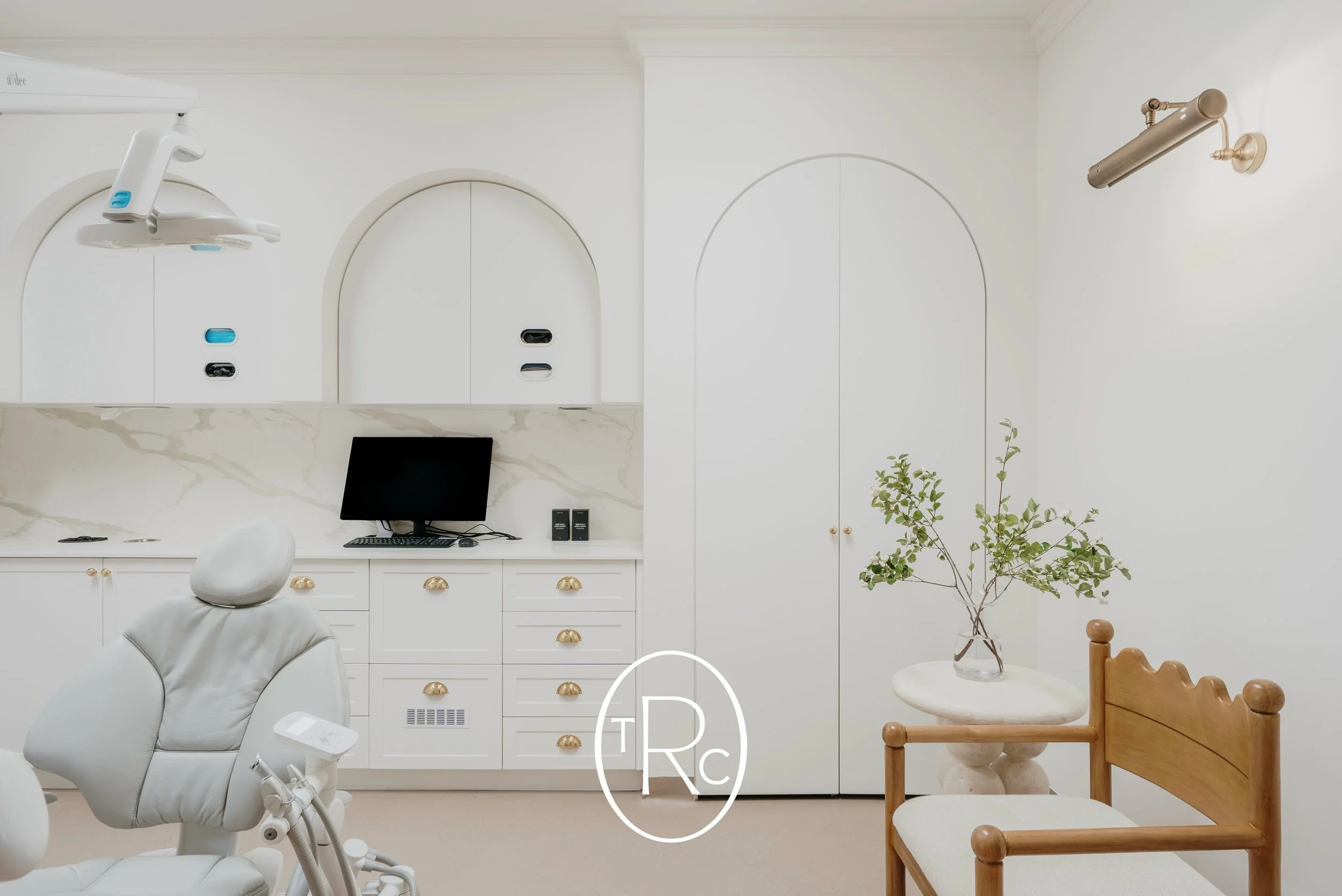 The Ruthy Clinic | Your Second Home 🤎

When I first dreamed of creating The Ruthy Clinic, I knew I wanted it to be more than a place people came to for treatment.

I wanted to create a space that felt like home. Somewhere you could walk through the 