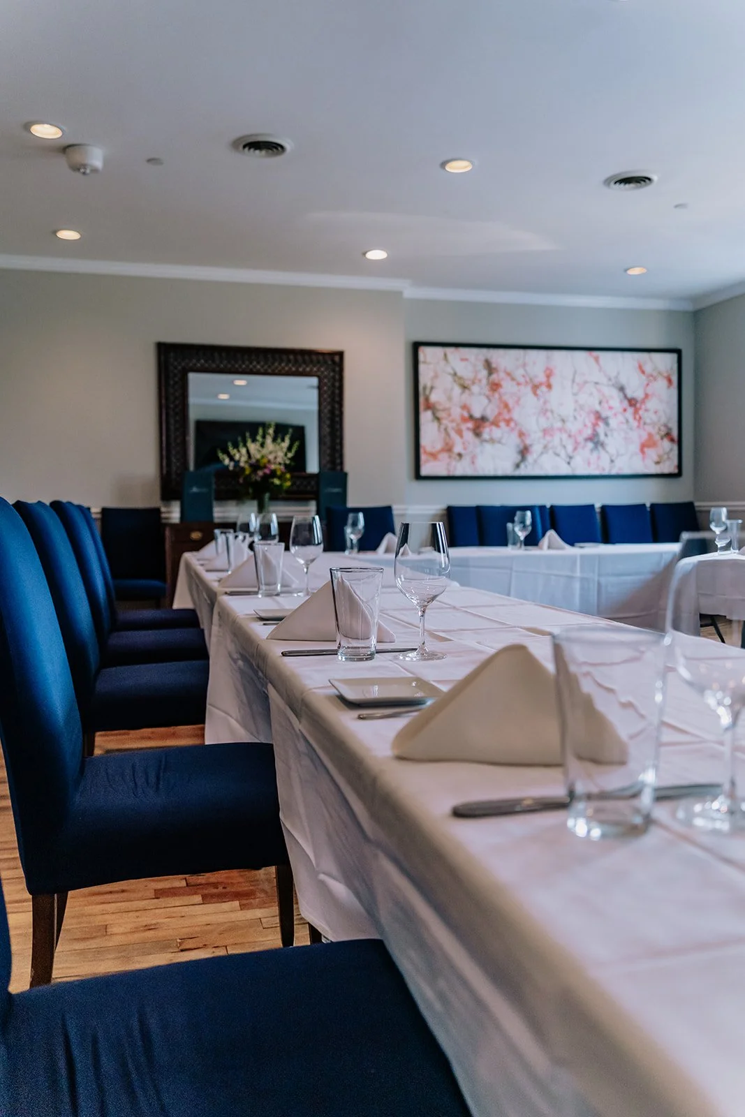 ANNAKSURETTE_SALUDAS 02.21-84.jpg