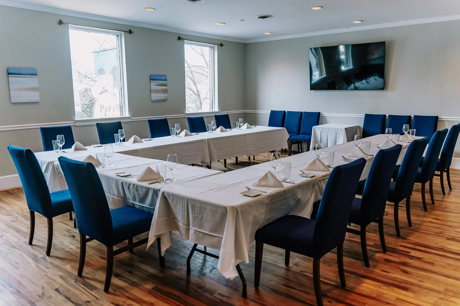 ANNAKSURETTE_SALUDAS 02.21-87.jpg