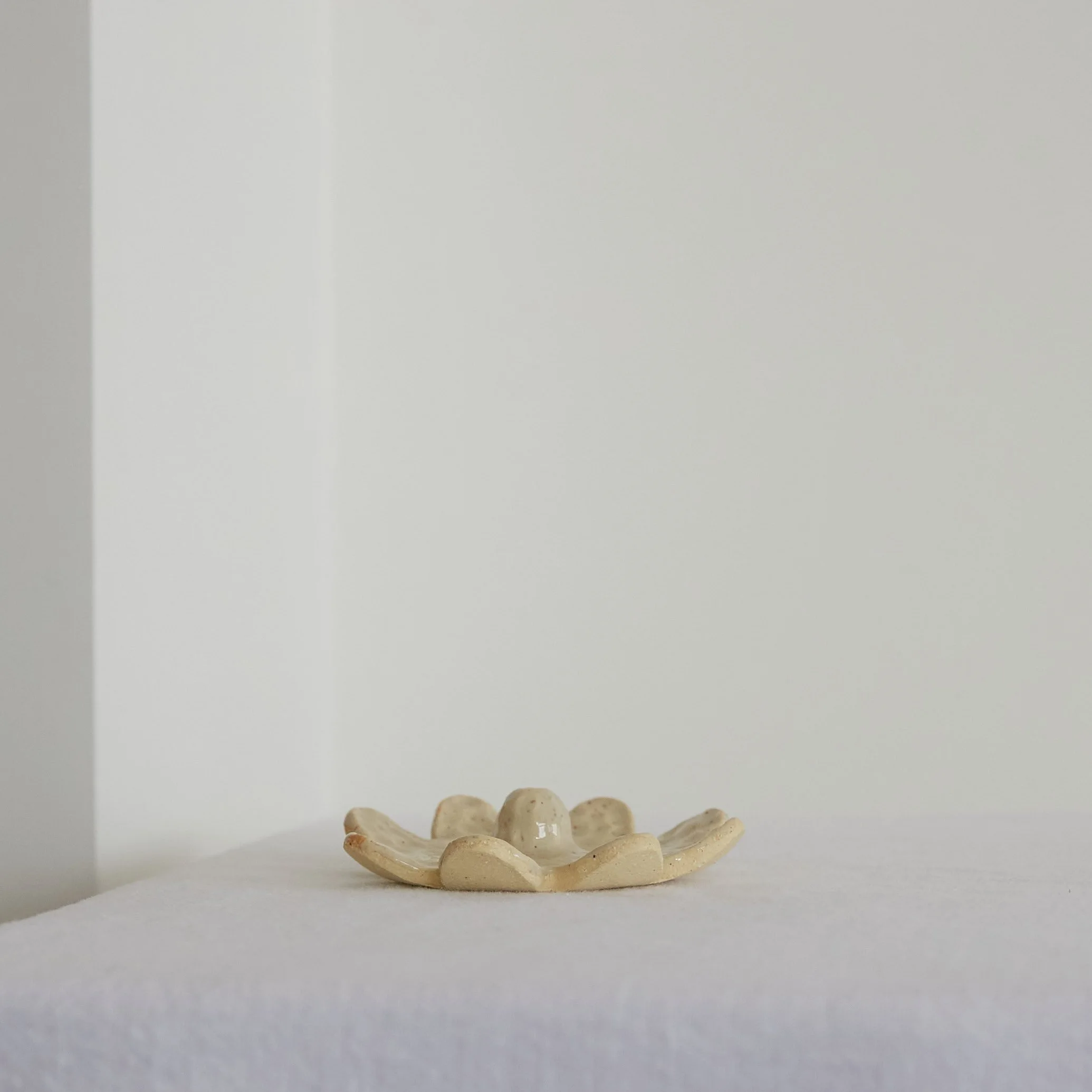 incense holder 001