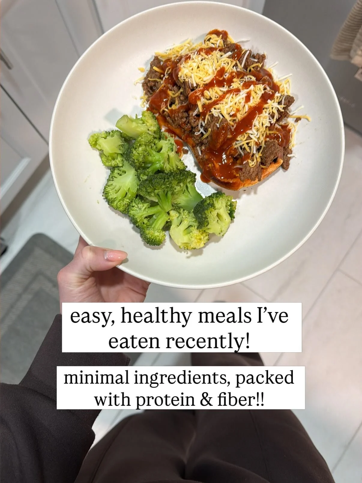 Who needs some meal ideas this week?! 😋🙋🏻&zwj;♀️ Here&rsquo;s a round up of some of my favorite meals from this past month!! 

Save this post for some easy, healthy meal inspiration!!