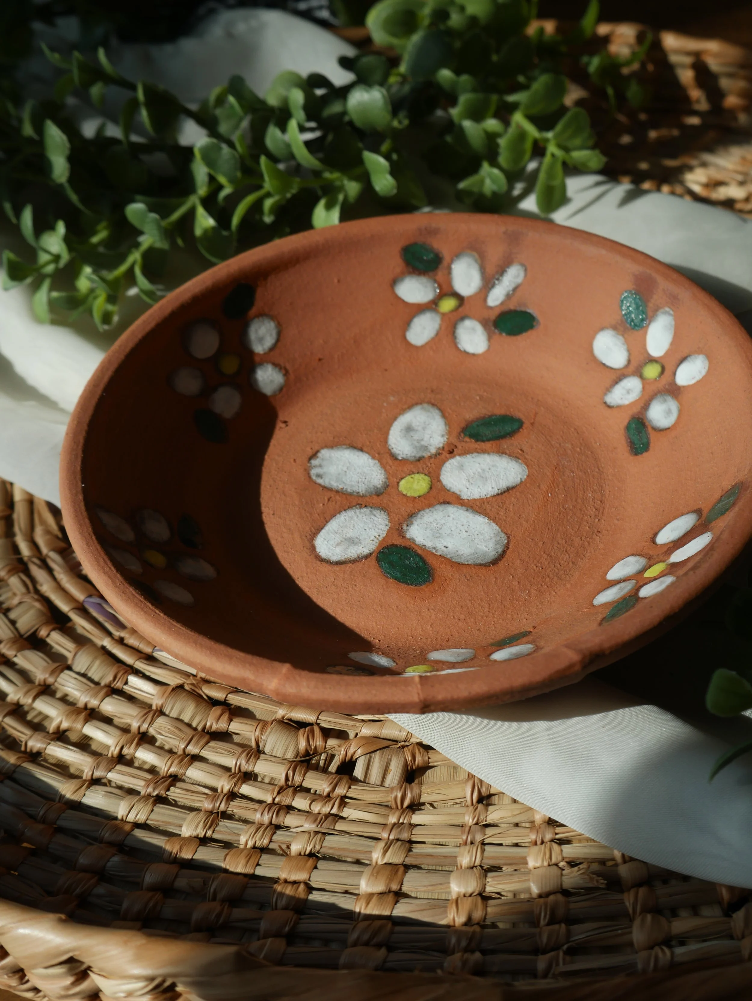 "Painted Daisies" Planter DIsh