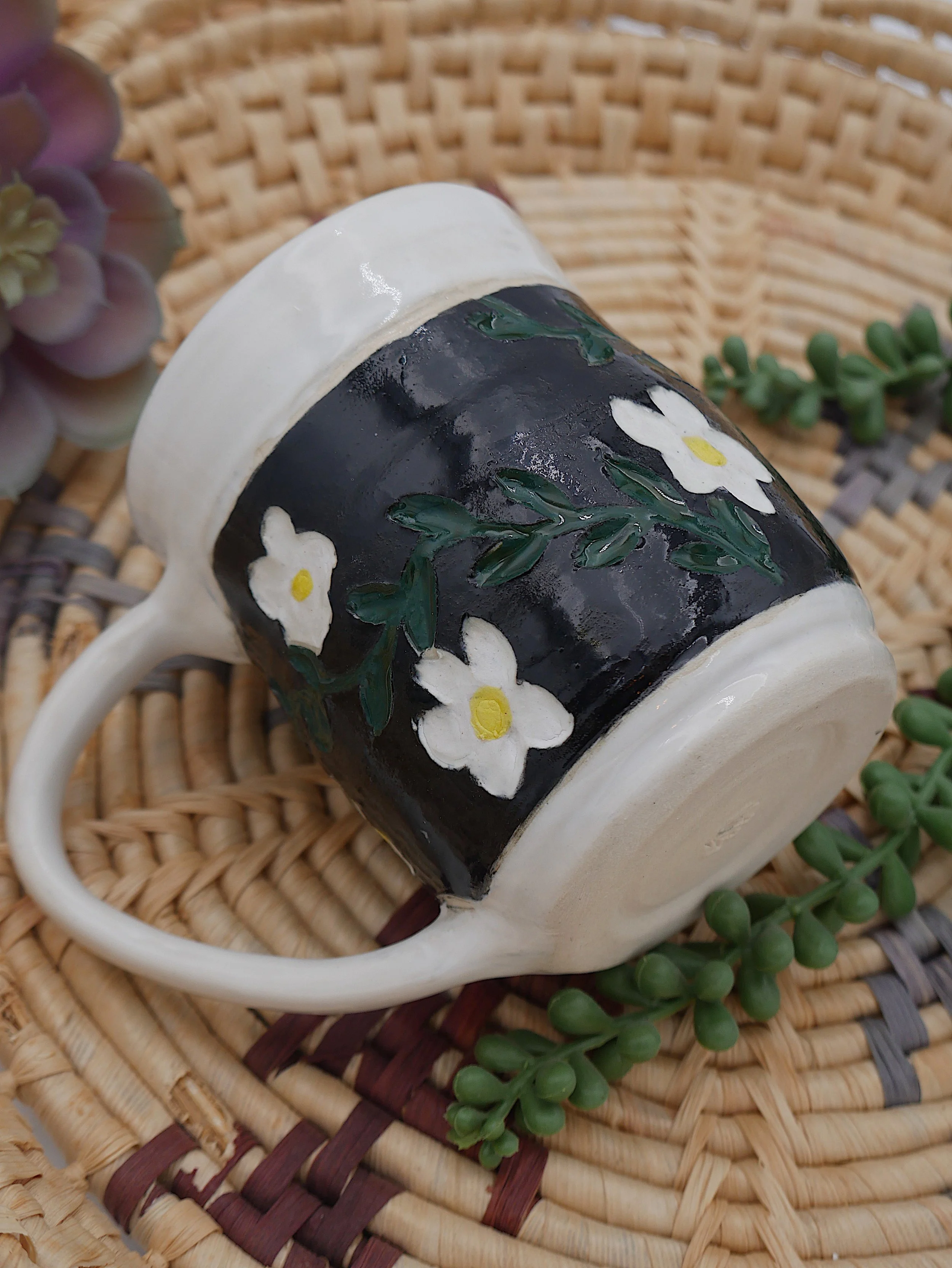"Darlin' Daisies" Mug