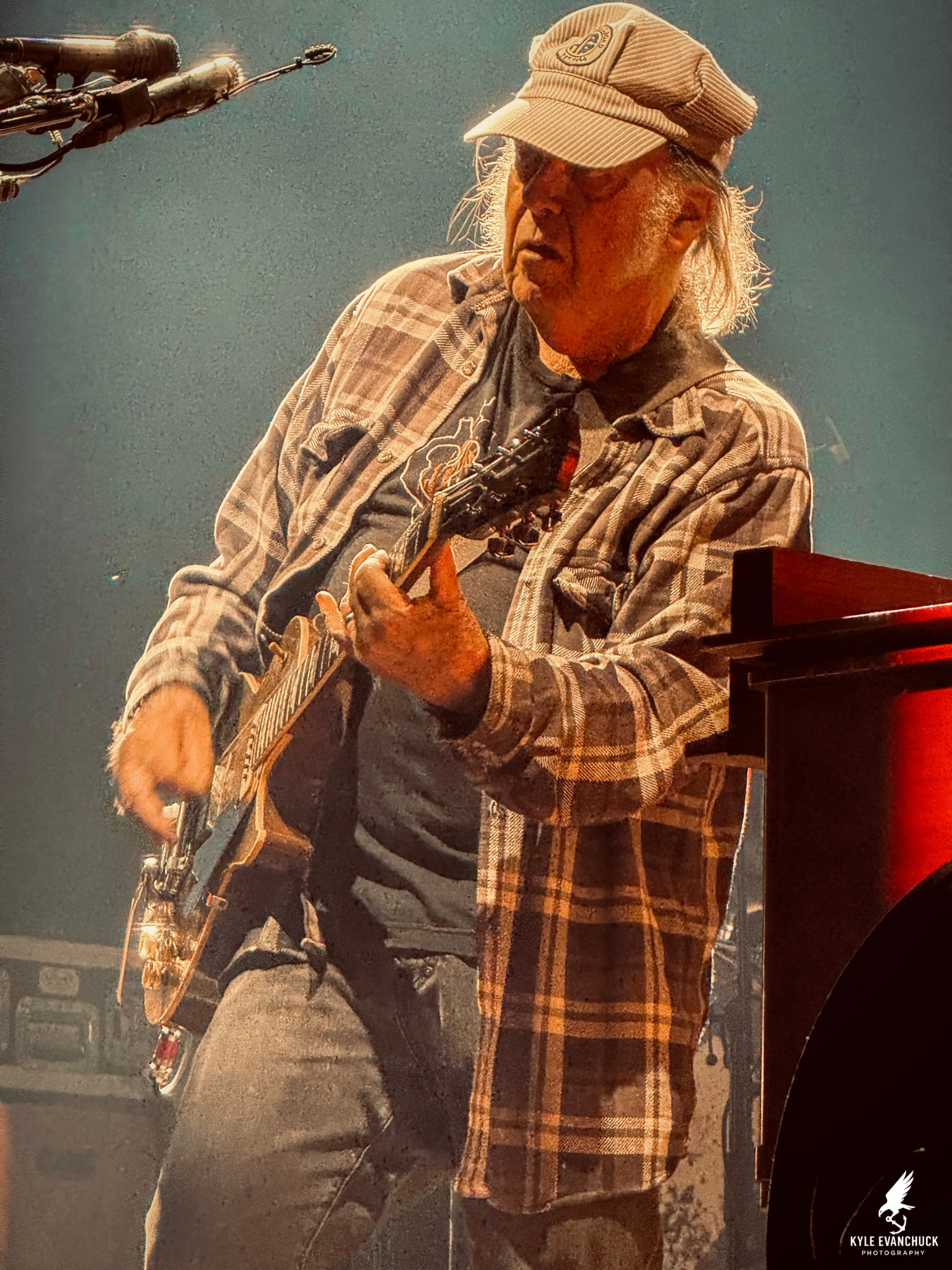 Neil Young (and the Chrome Hearts) live in Milwaukee, WI - Love Earth tour 2025 - KE Photography