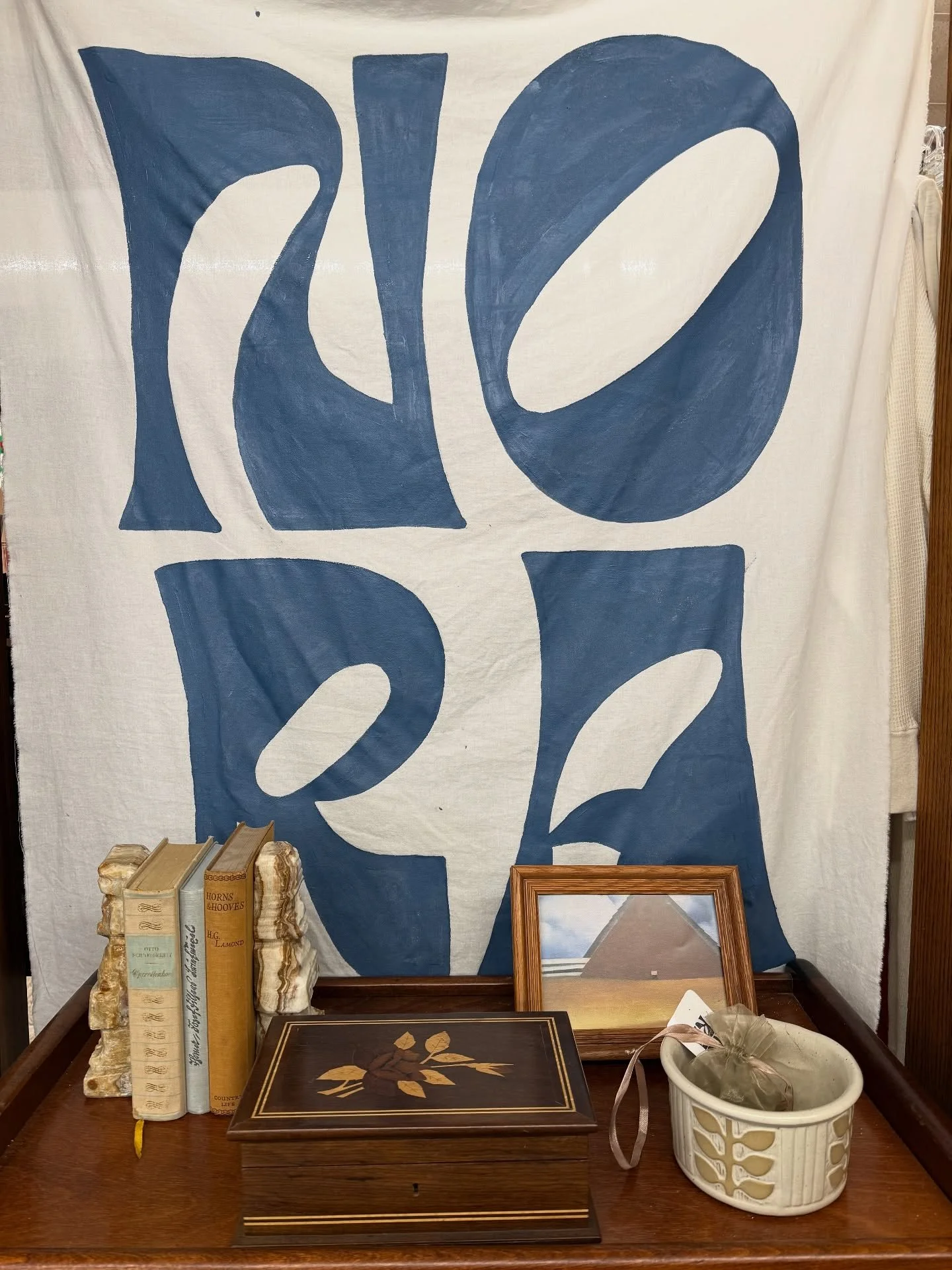 Nora recently 🧵🪵🛋️🪑🥿👜

MCM furniture, natural home design, playful goods, and one-of-a-kind clothing. Come shop ✨