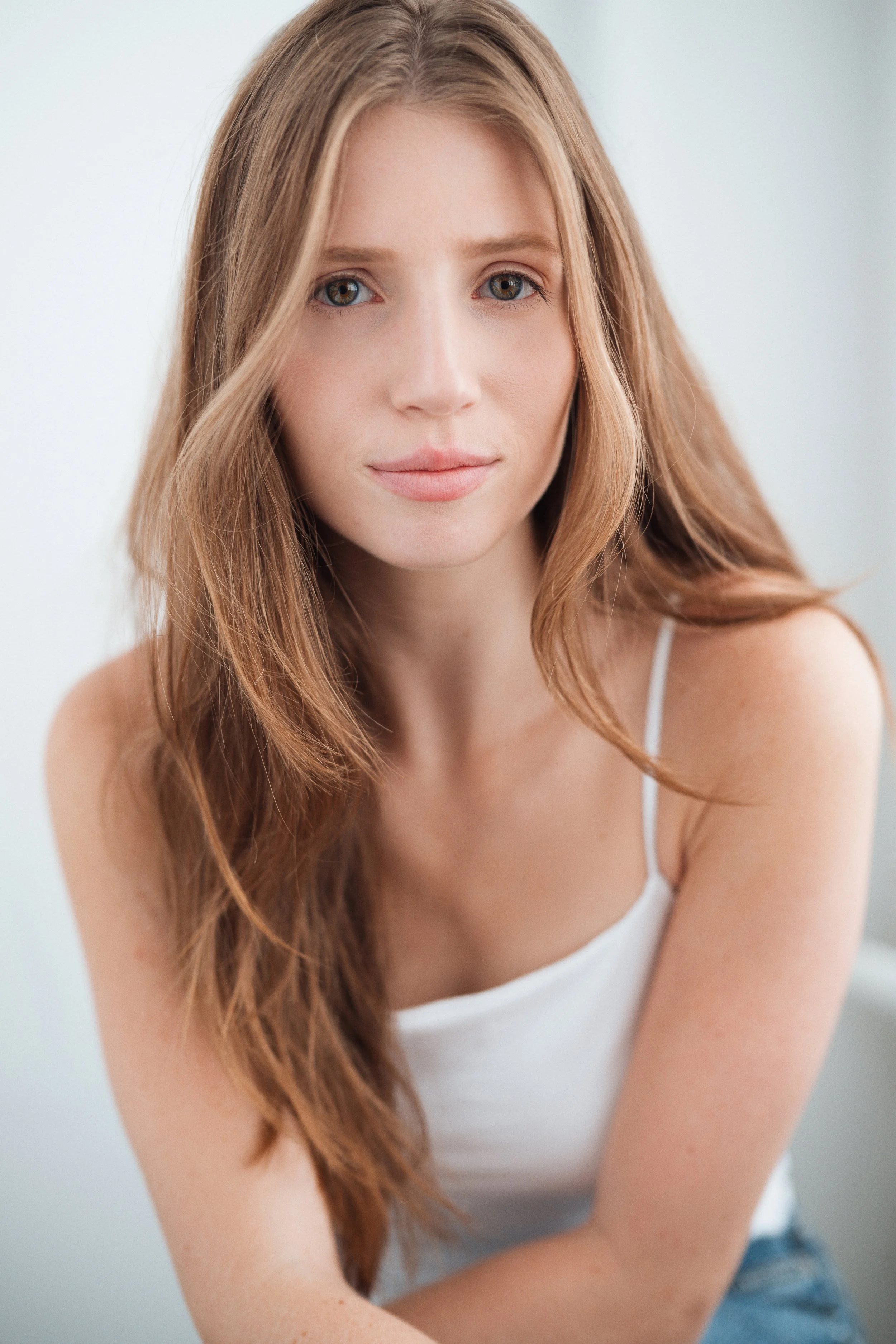 ALEX KAFRISSEN_CLOSE UP.jpeg